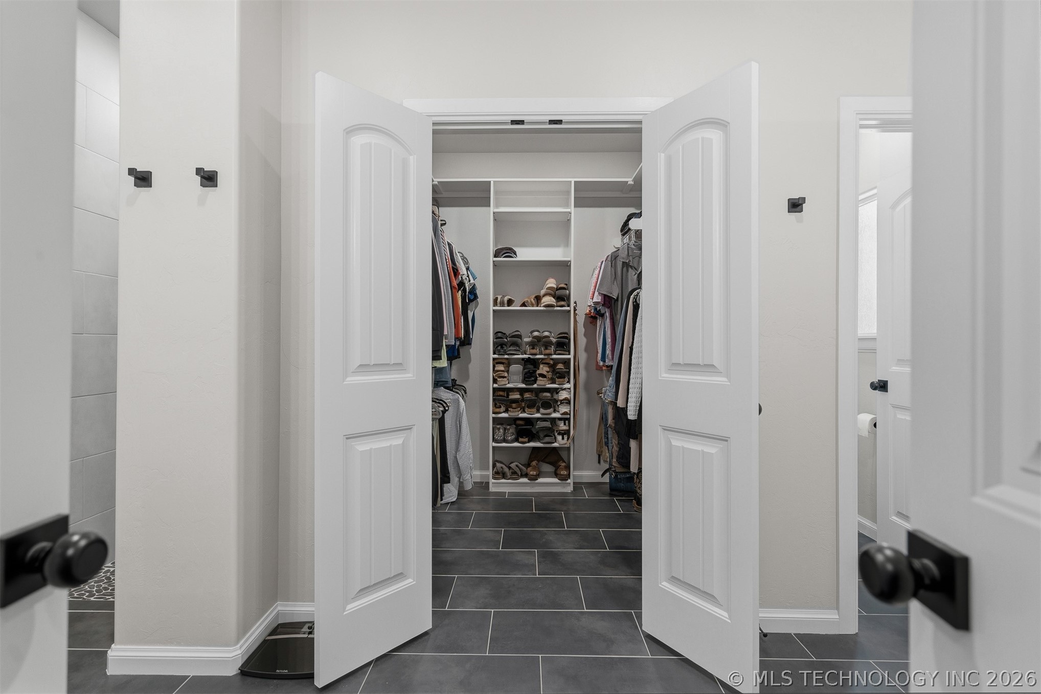 3240 N Ravens Roost Sulphur OK 73086
