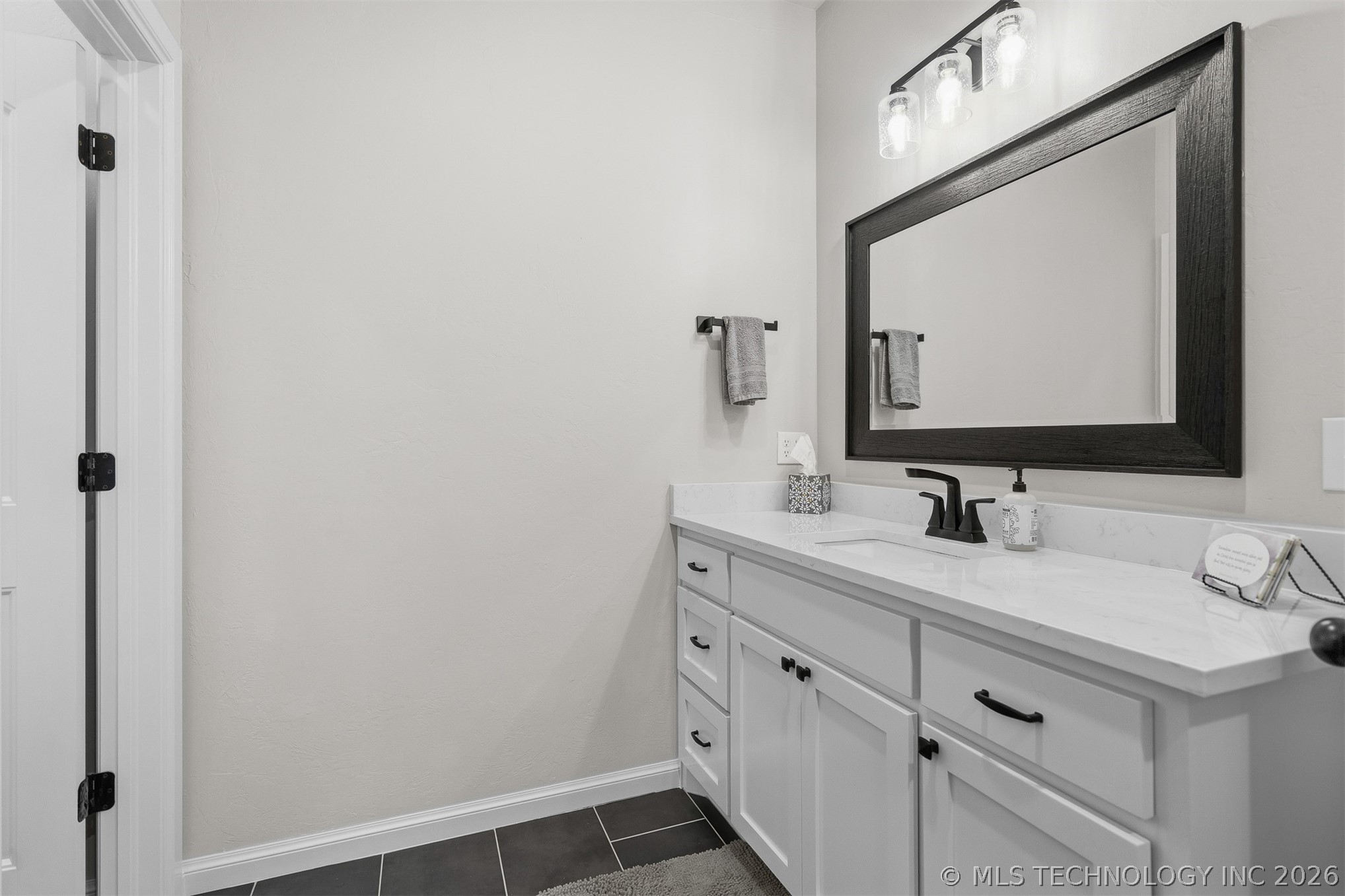 3240 N Ravens Roost Sulphur OK 73086
