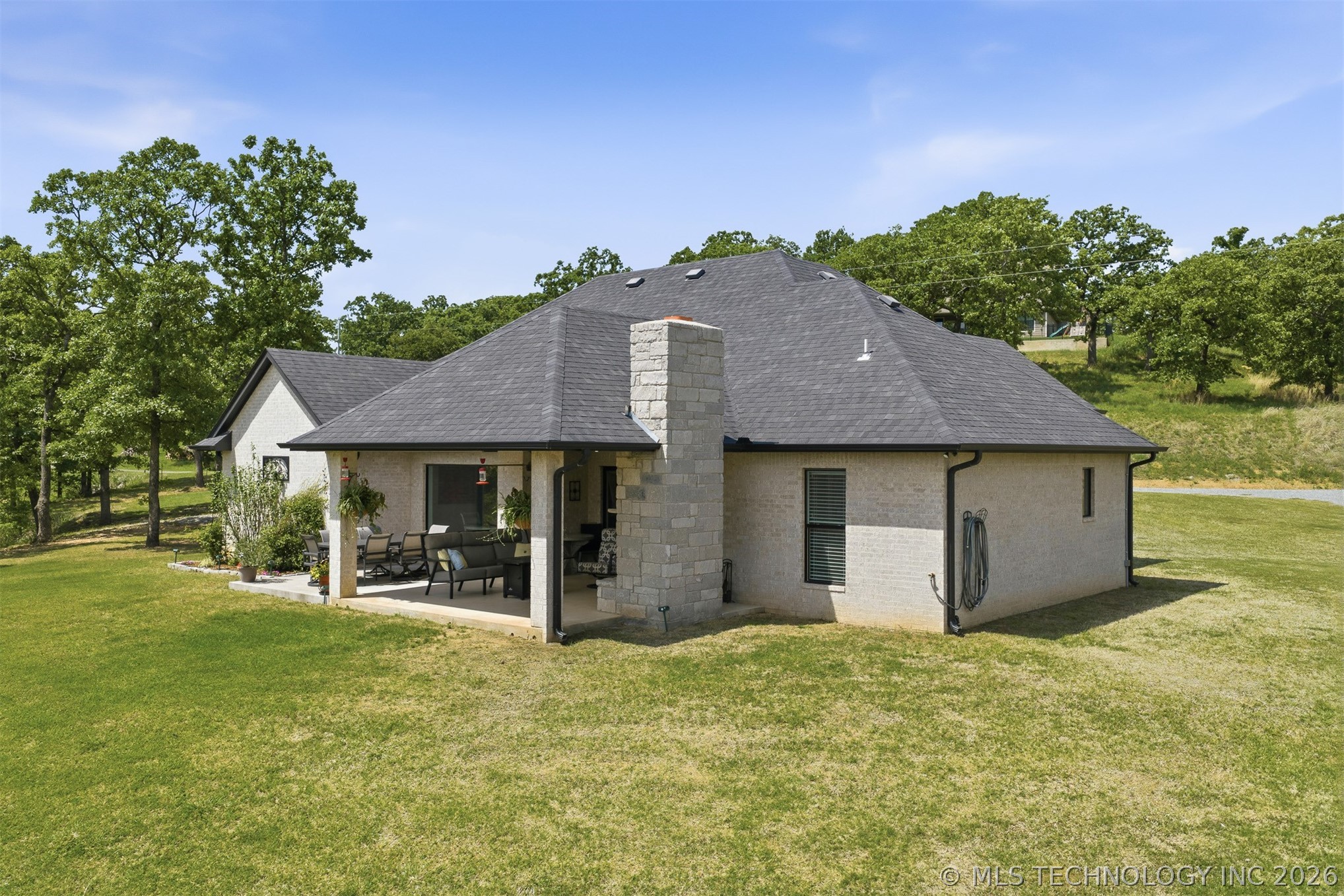 3240 N Ravens Roost Sulphur OK 73086
