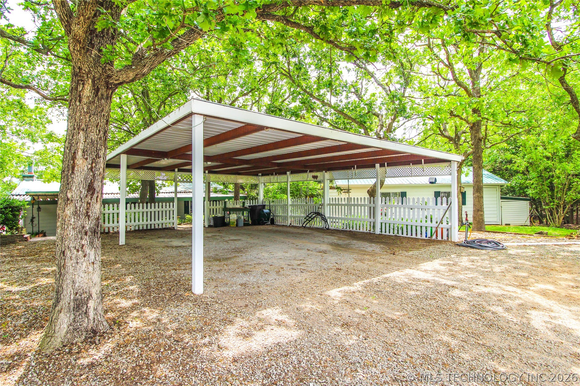 92 Lochview Lane Canadian OK 74425