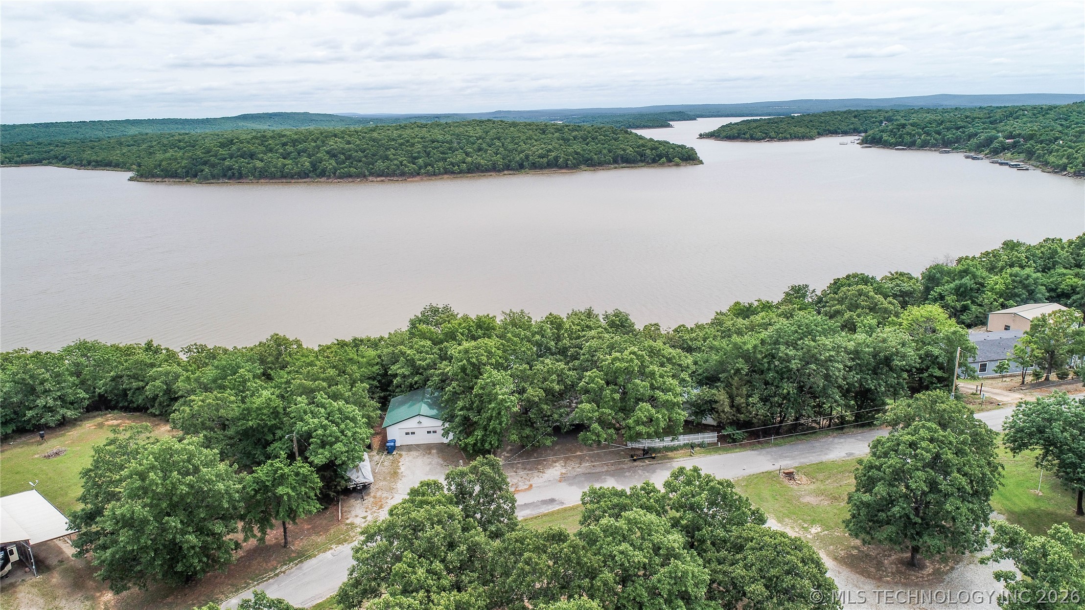 92 Lochview Lane Canadian OK 74425