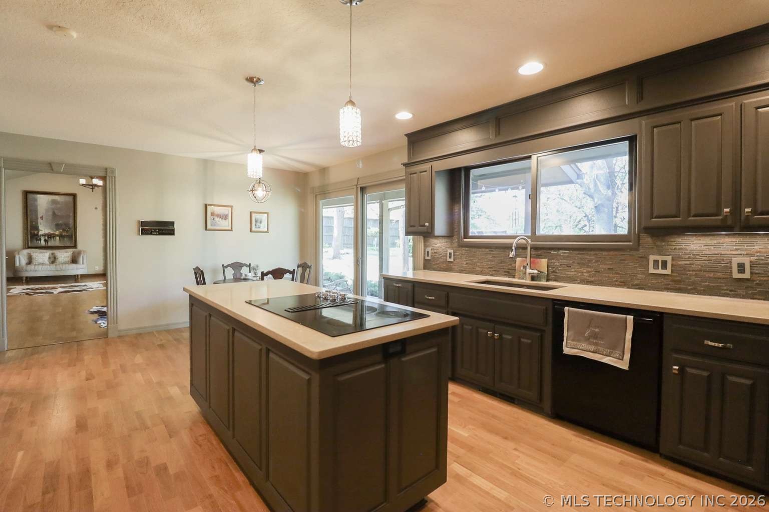6124 S Louisville Avenue Tulsa OK 74136