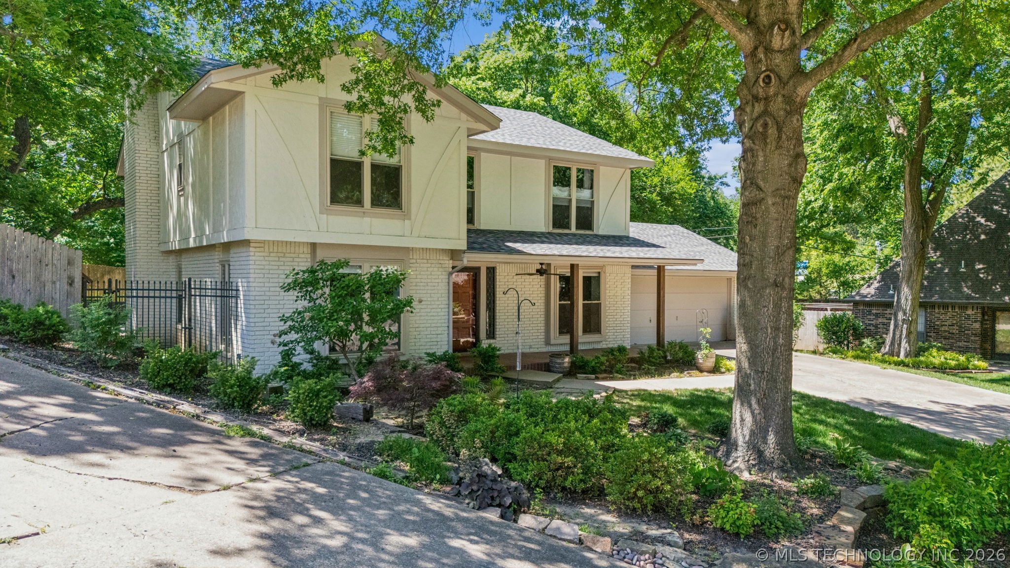 1625 Cherokee Hills Drive Bartlesville OK 74006