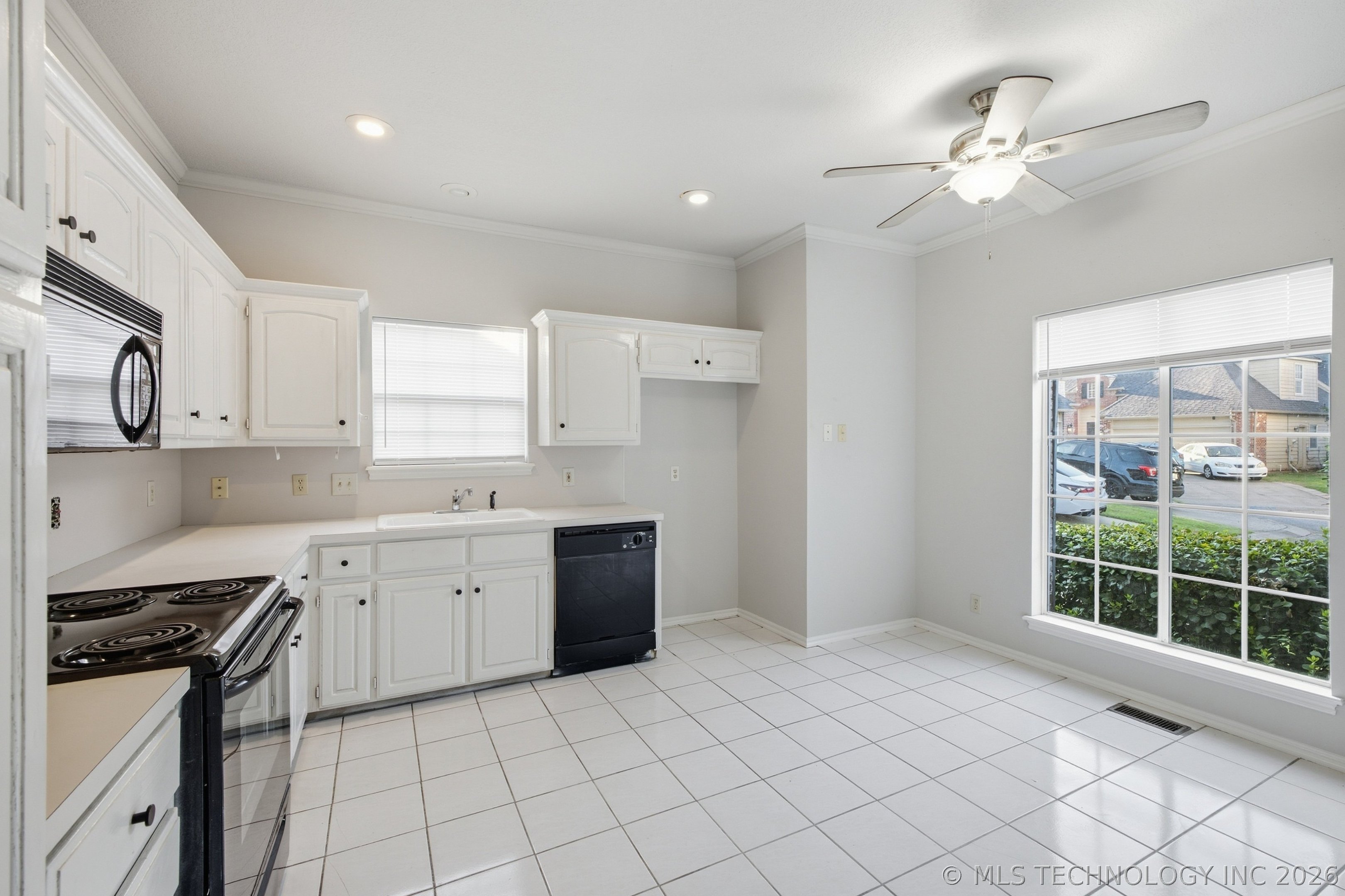 3005 E 90th Place Tulsa OK 74137