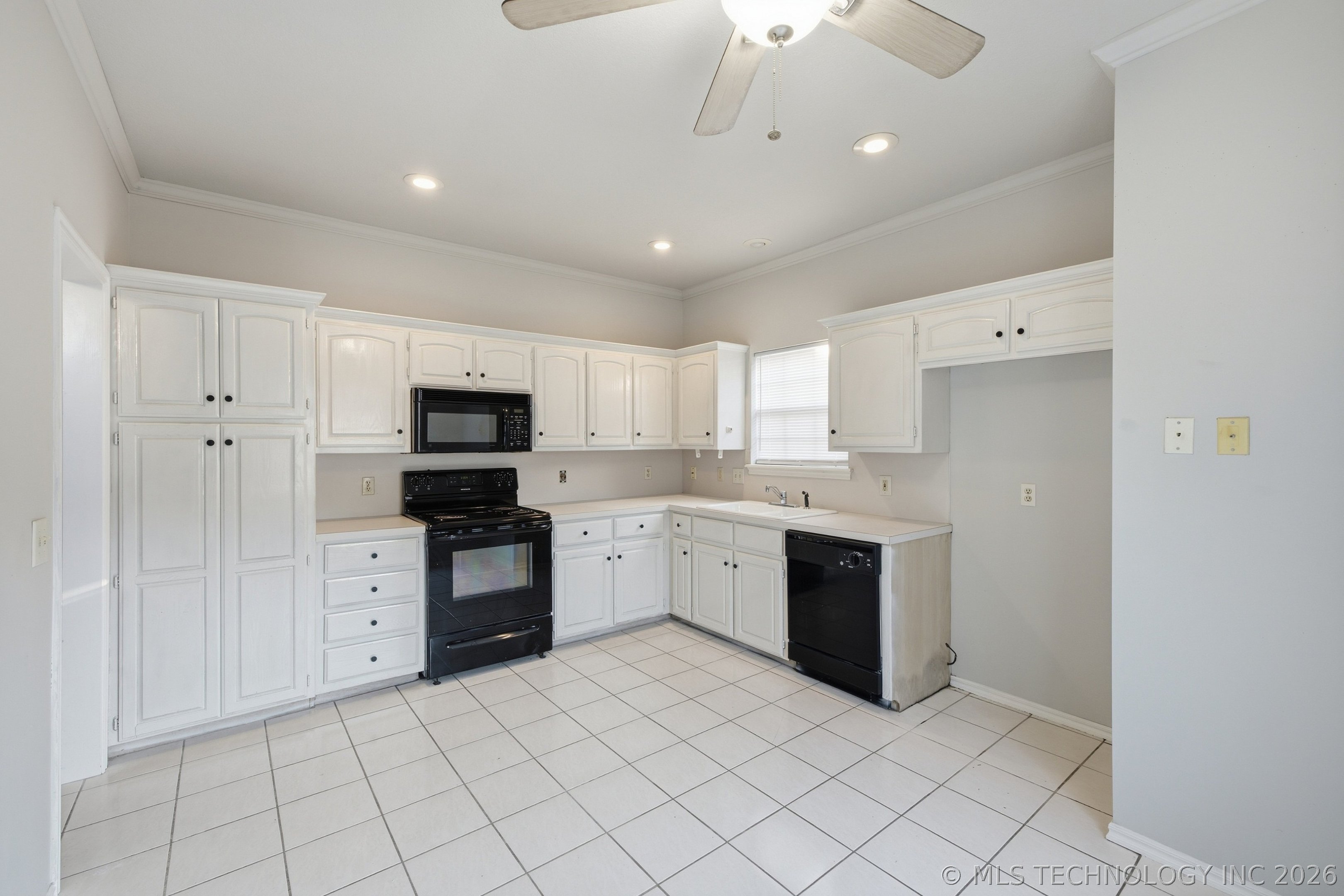 3005 E 90th Place Tulsa OK 74137