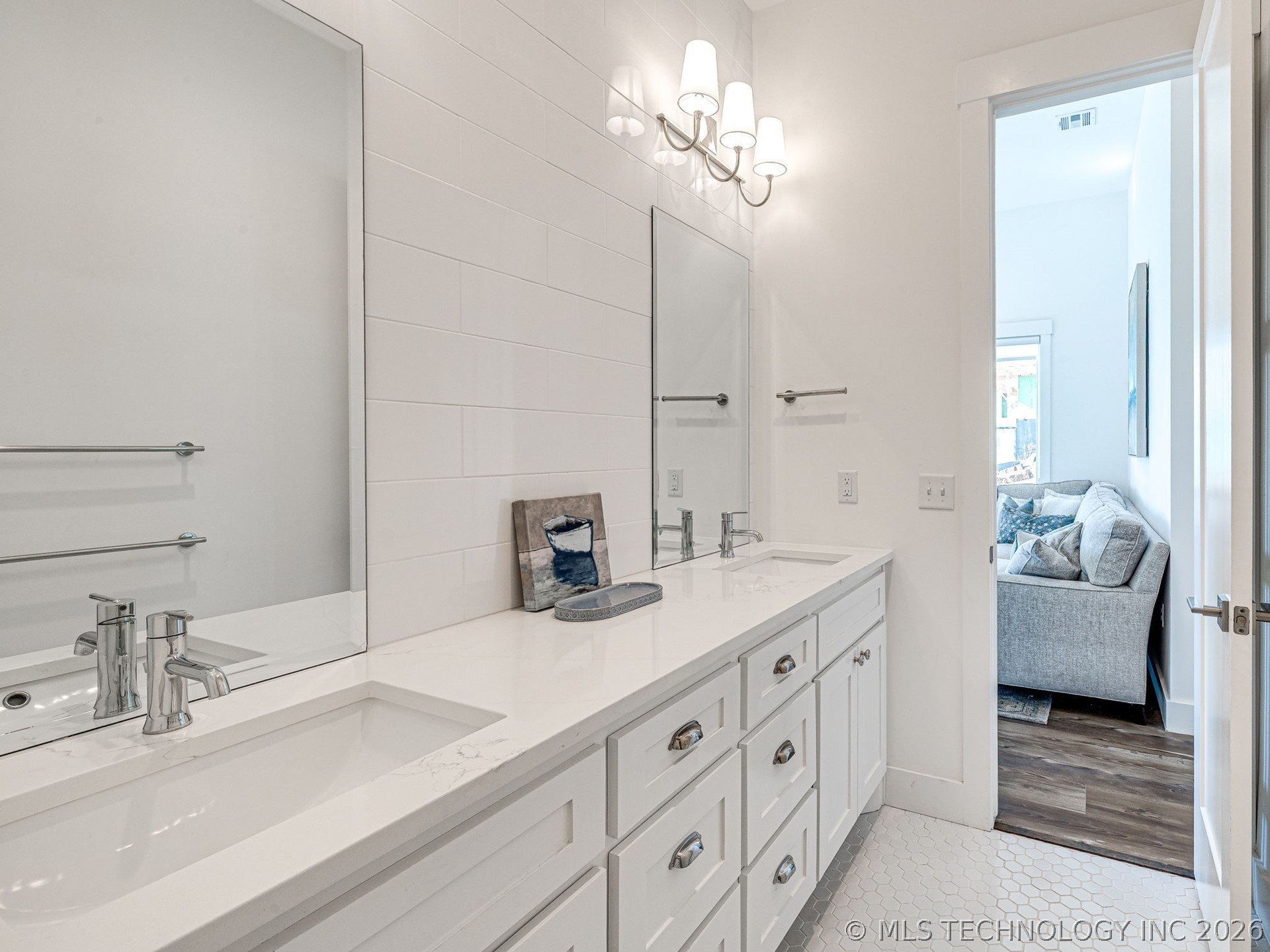 121 Lower Green Way Carlton Landing OK 74432