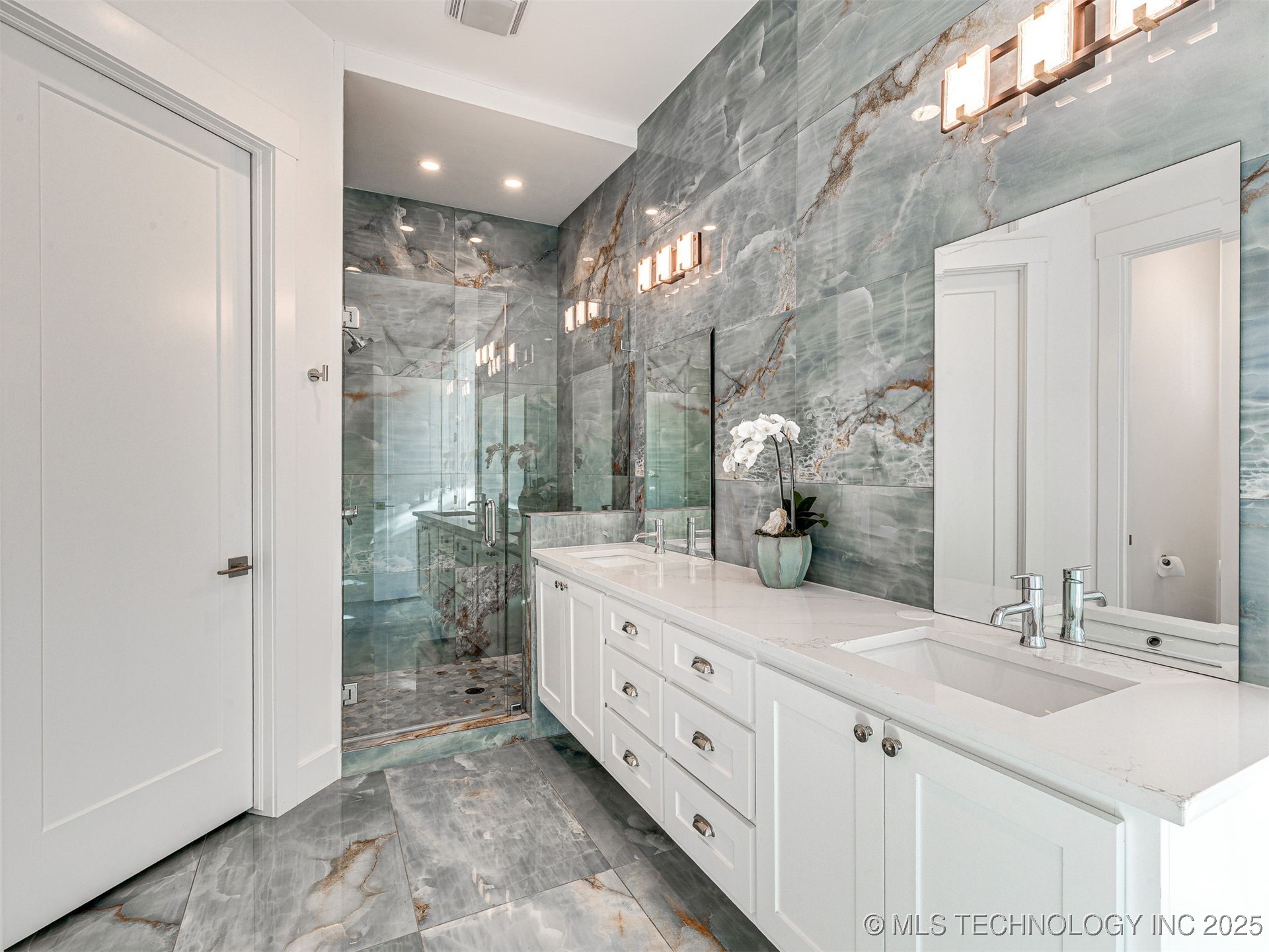 121 Lower Green Way Carlton Landing OK 74432