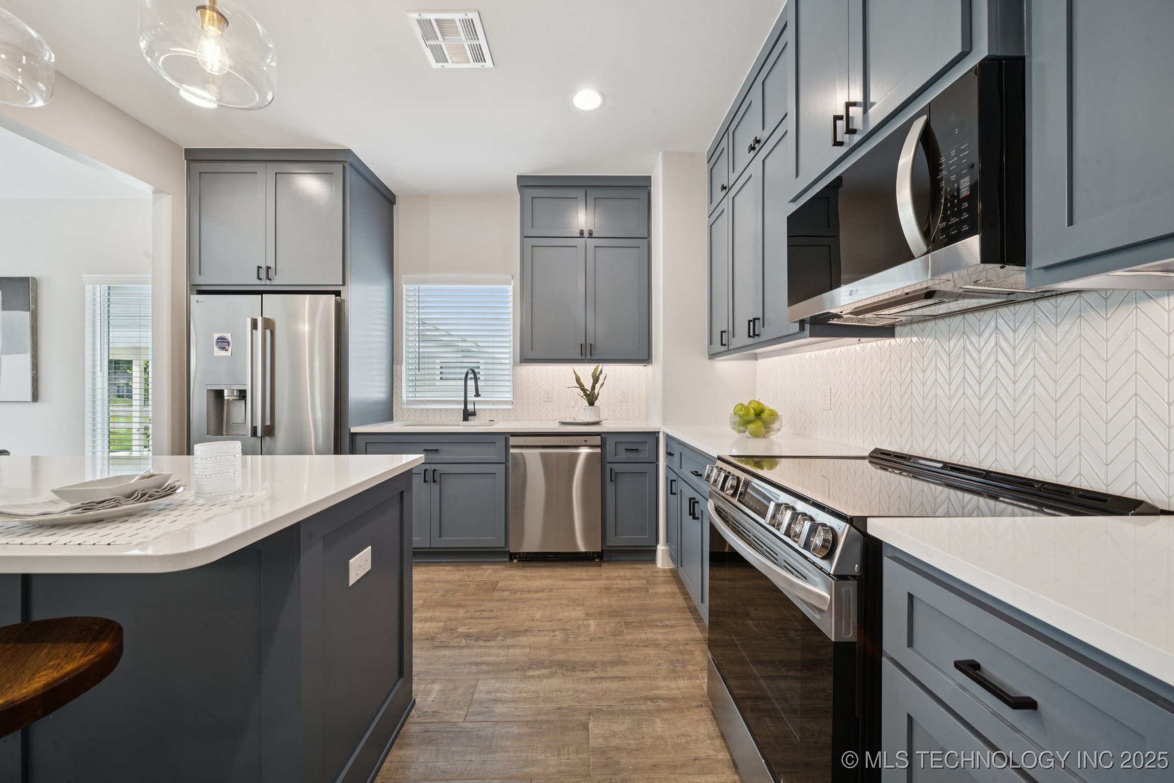 212 S Bluff Street Catoosa OK 74015