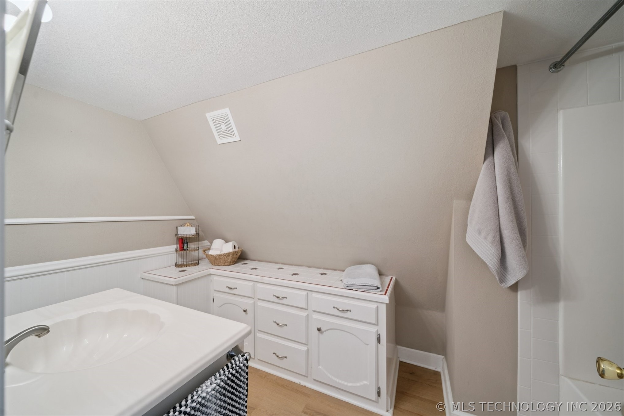 619 E 437 Road Spavinaw OK 74366