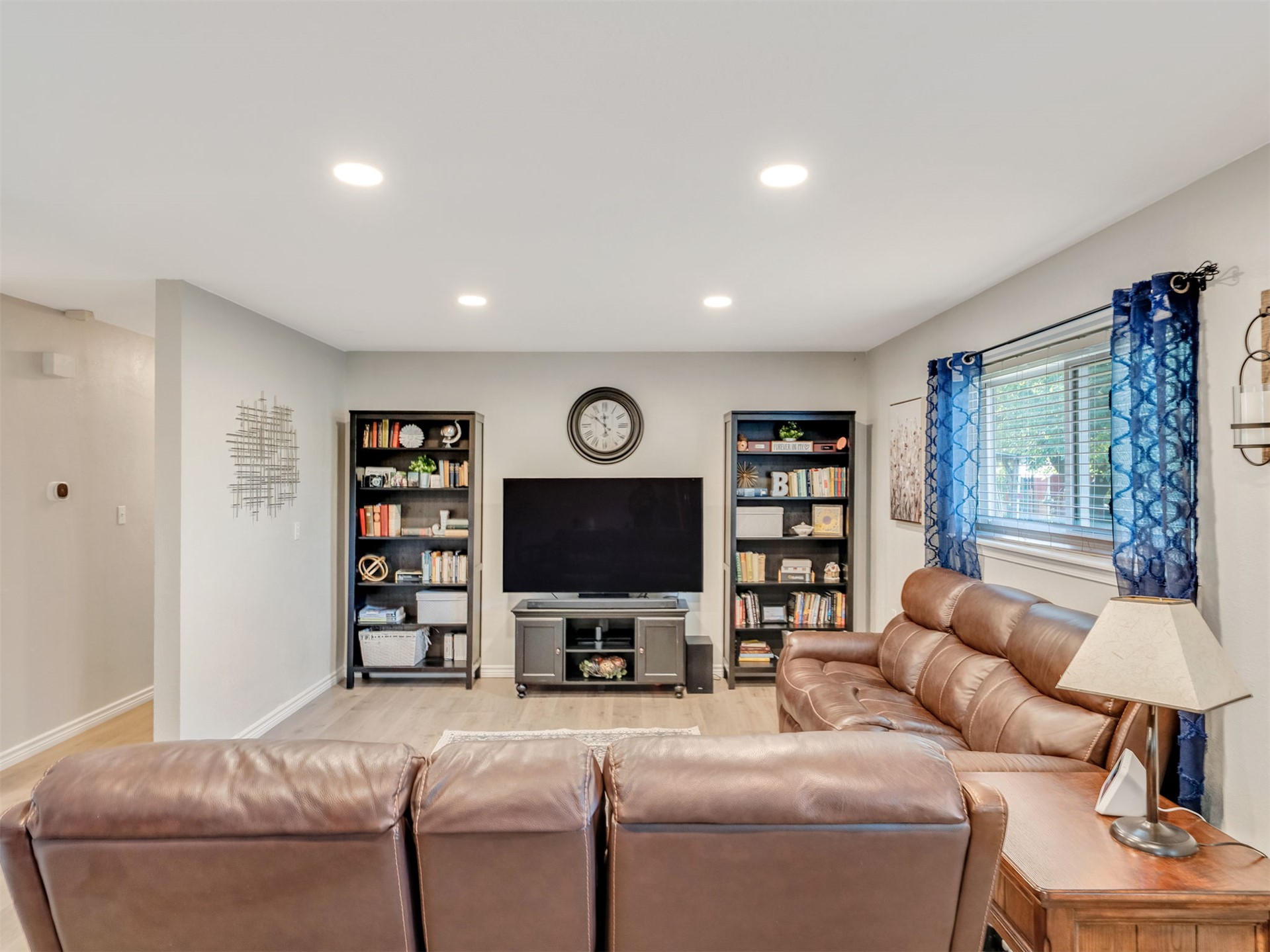 9352 E 56th Street Tulsa OK 74145