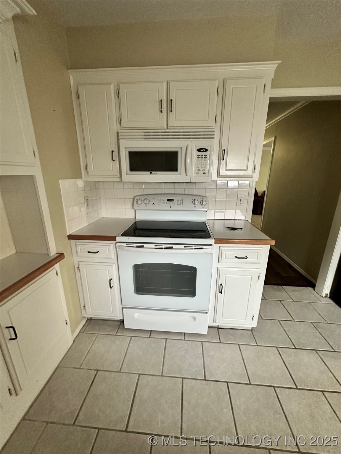 1325 Whispering Hills Ada OK 74820