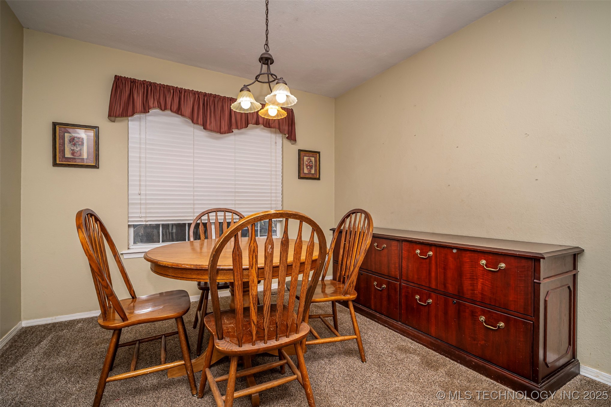 1325 Whispering Hills Ada OK 74820