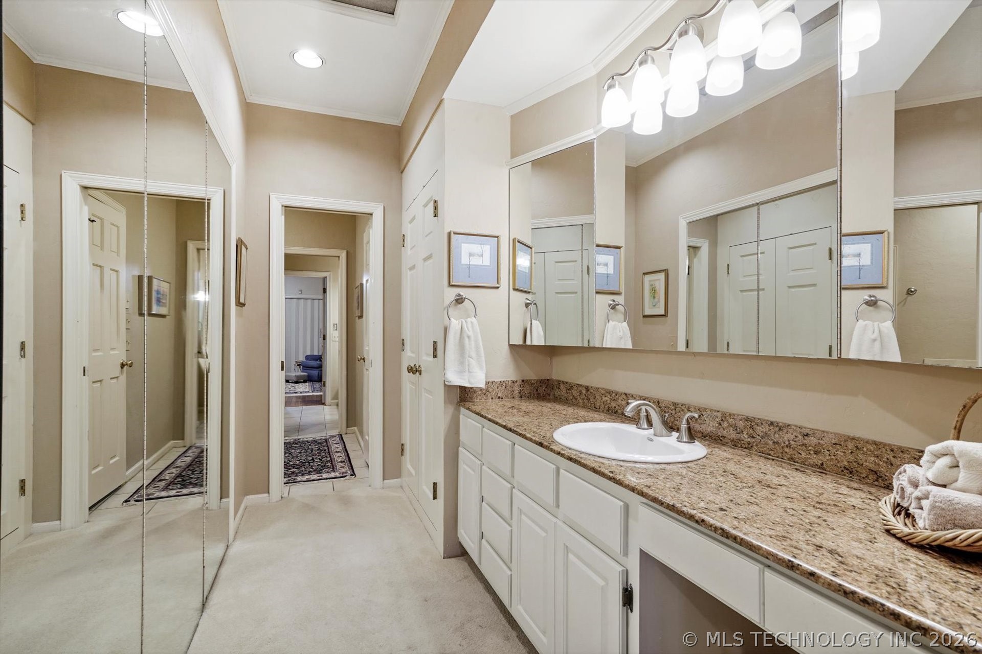 3803 E 64th Place Tulsa OK 74136