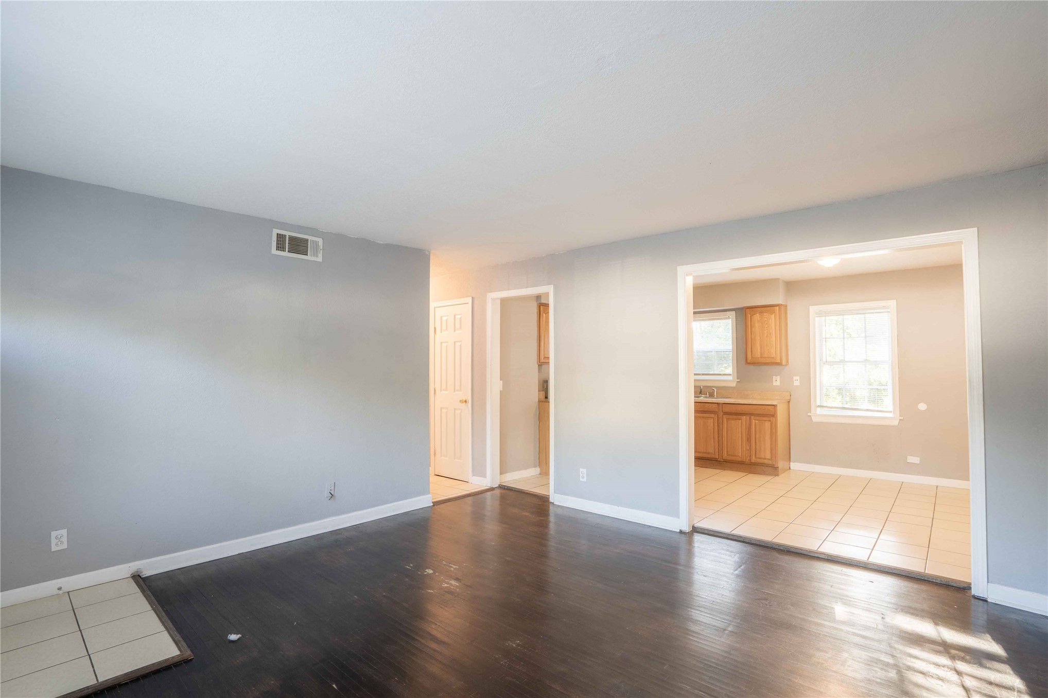 4652 N Main Street Tulsa OK 74126