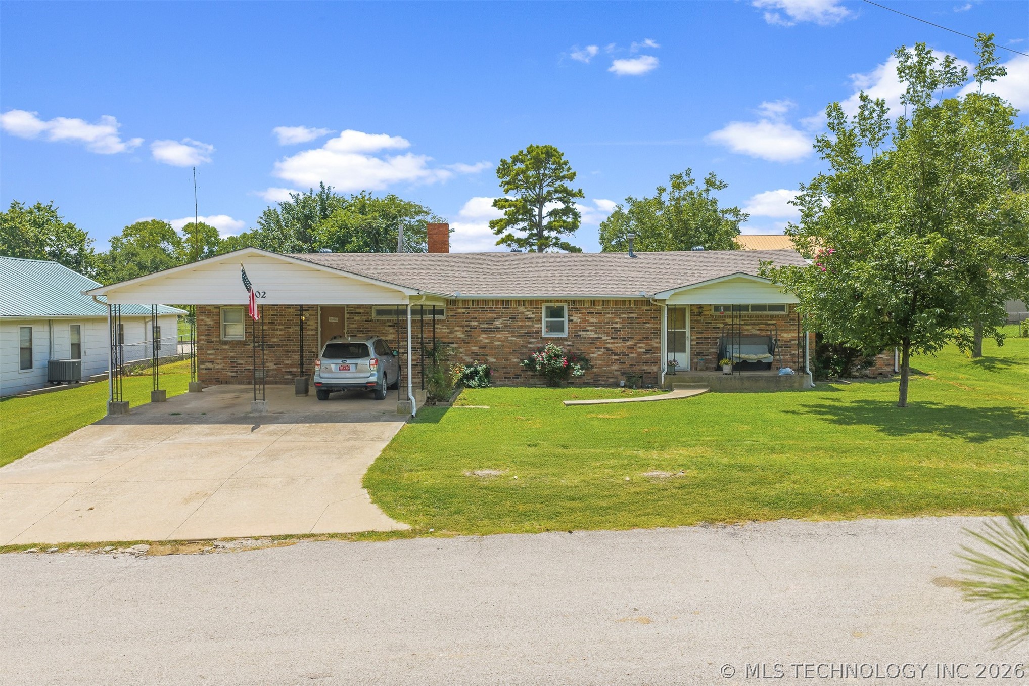 302 3rd Street Velma OK 73442