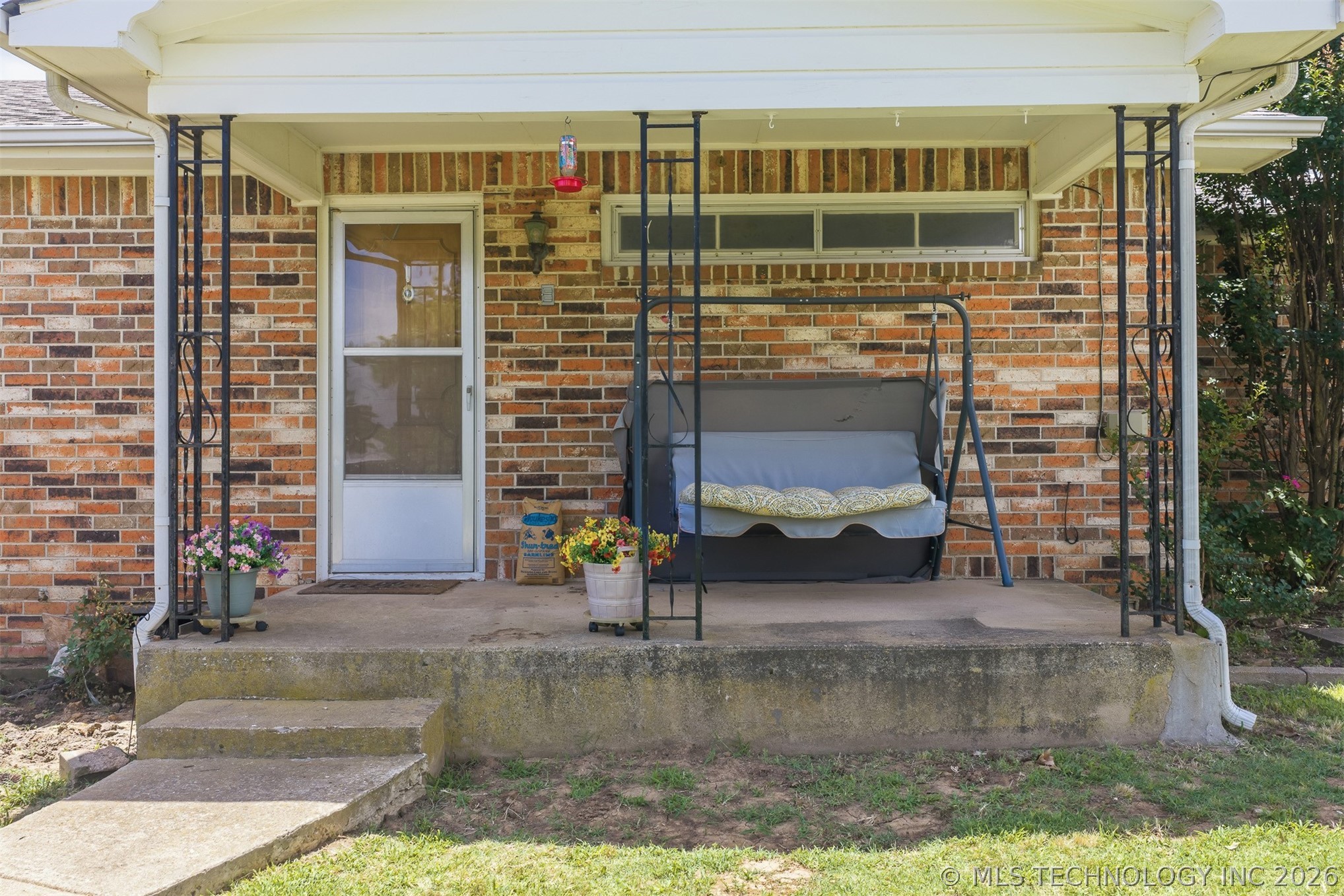 302 3rd Street Velma OK 73442
