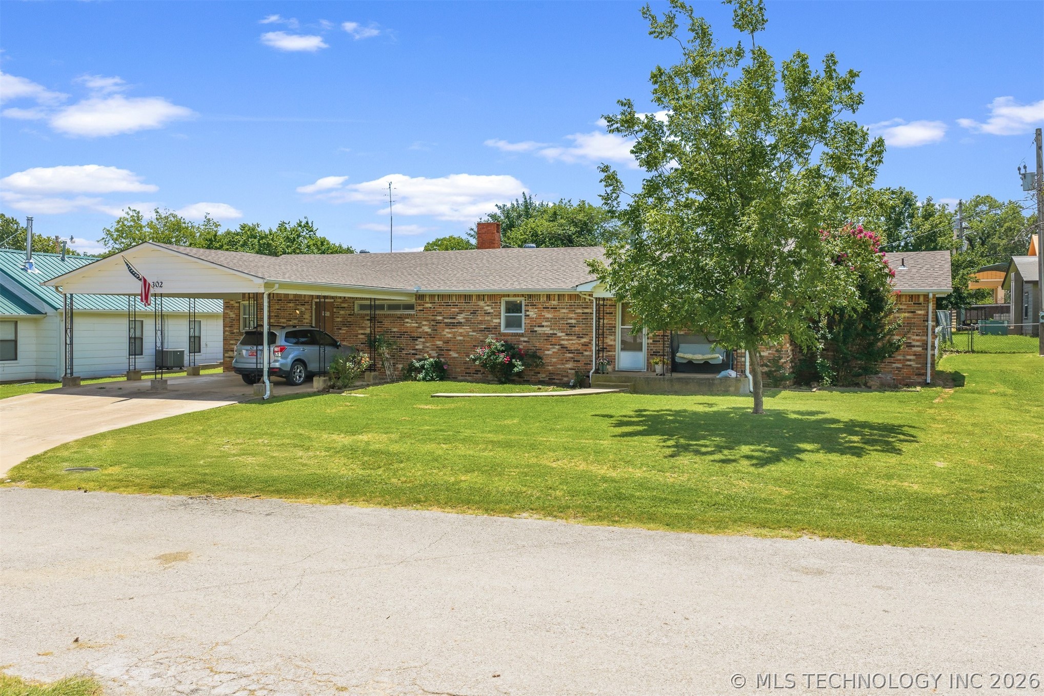 302 3rd Street Velma OK 73442