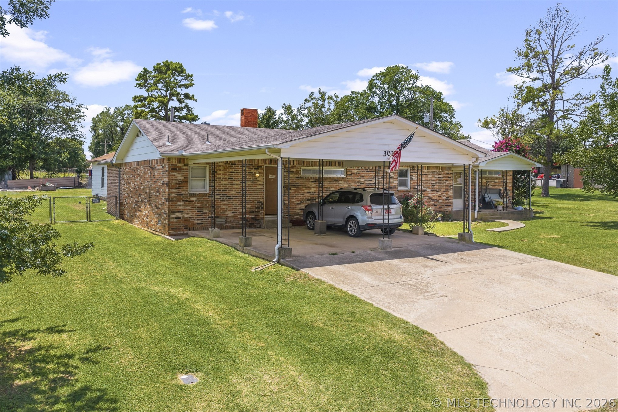 302 3rd Street Velma OK 73442