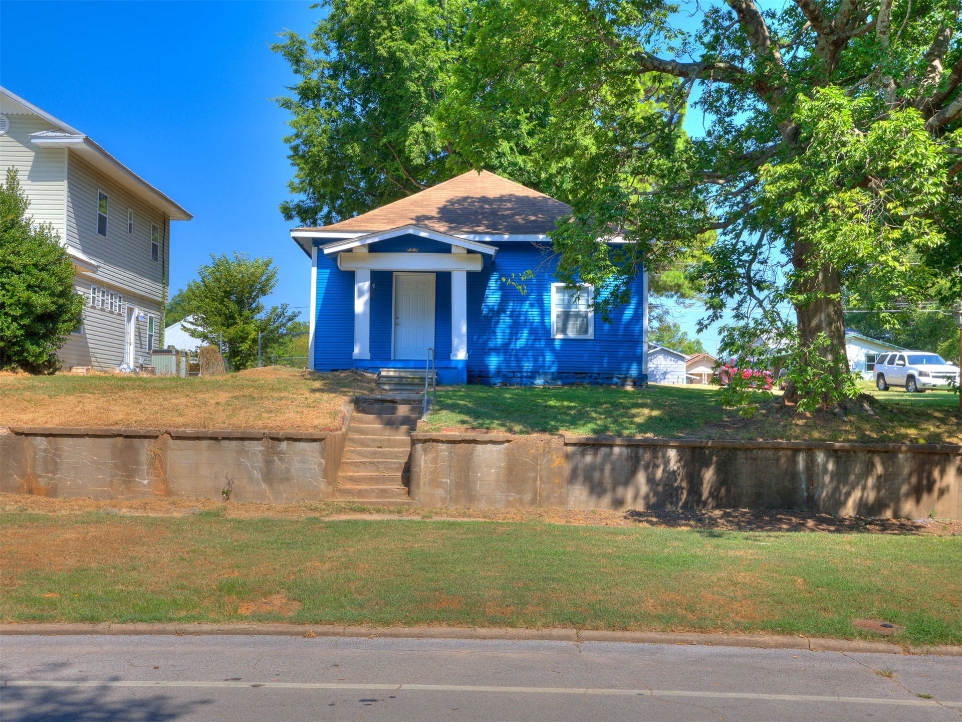 631 S Seminole Avenue Okmulgee OK 74447