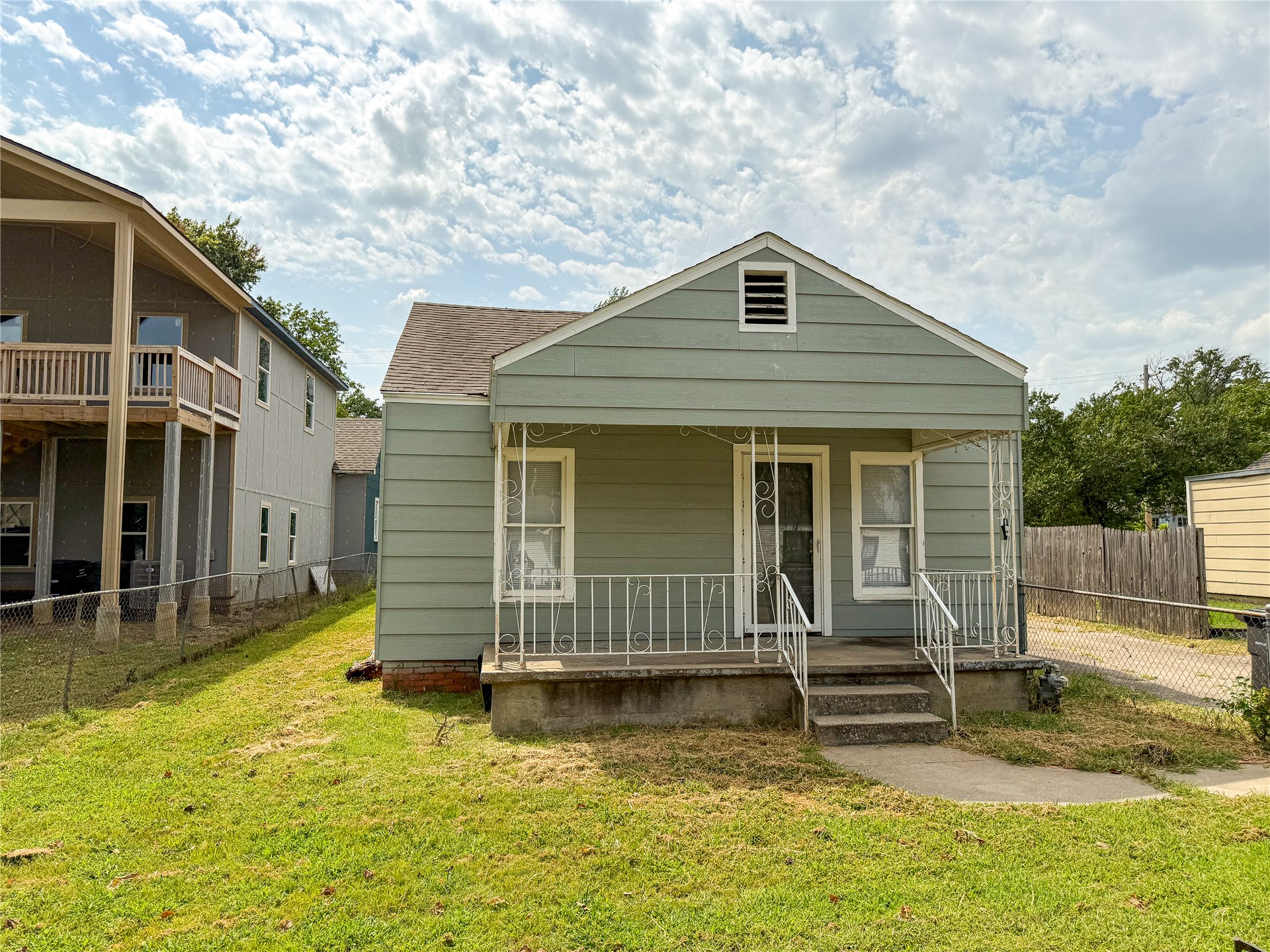 1563 S Oak Avenue Bartlesville OK 74003