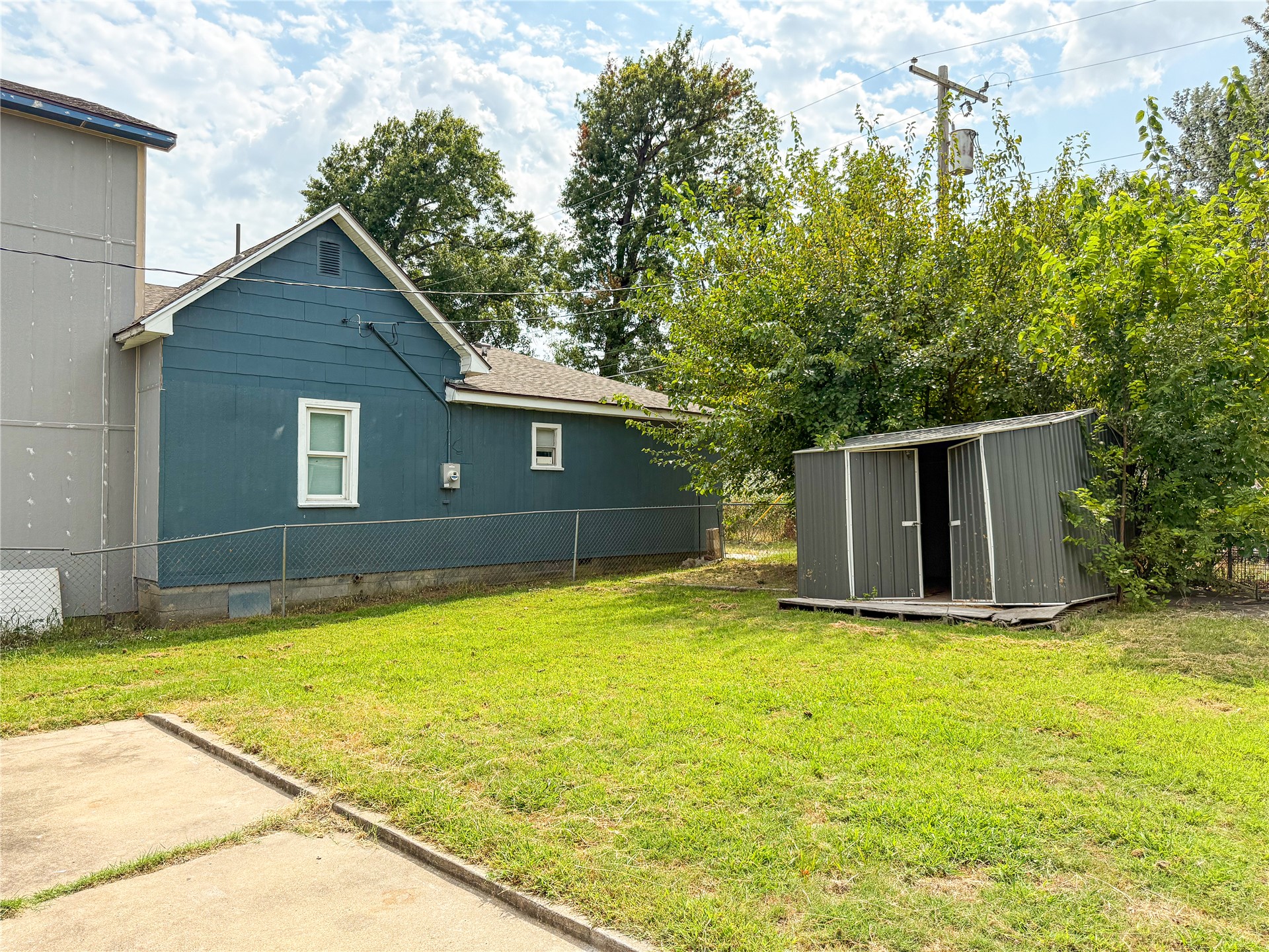 1563 S Oak Avenue Bartlesville OK 74003