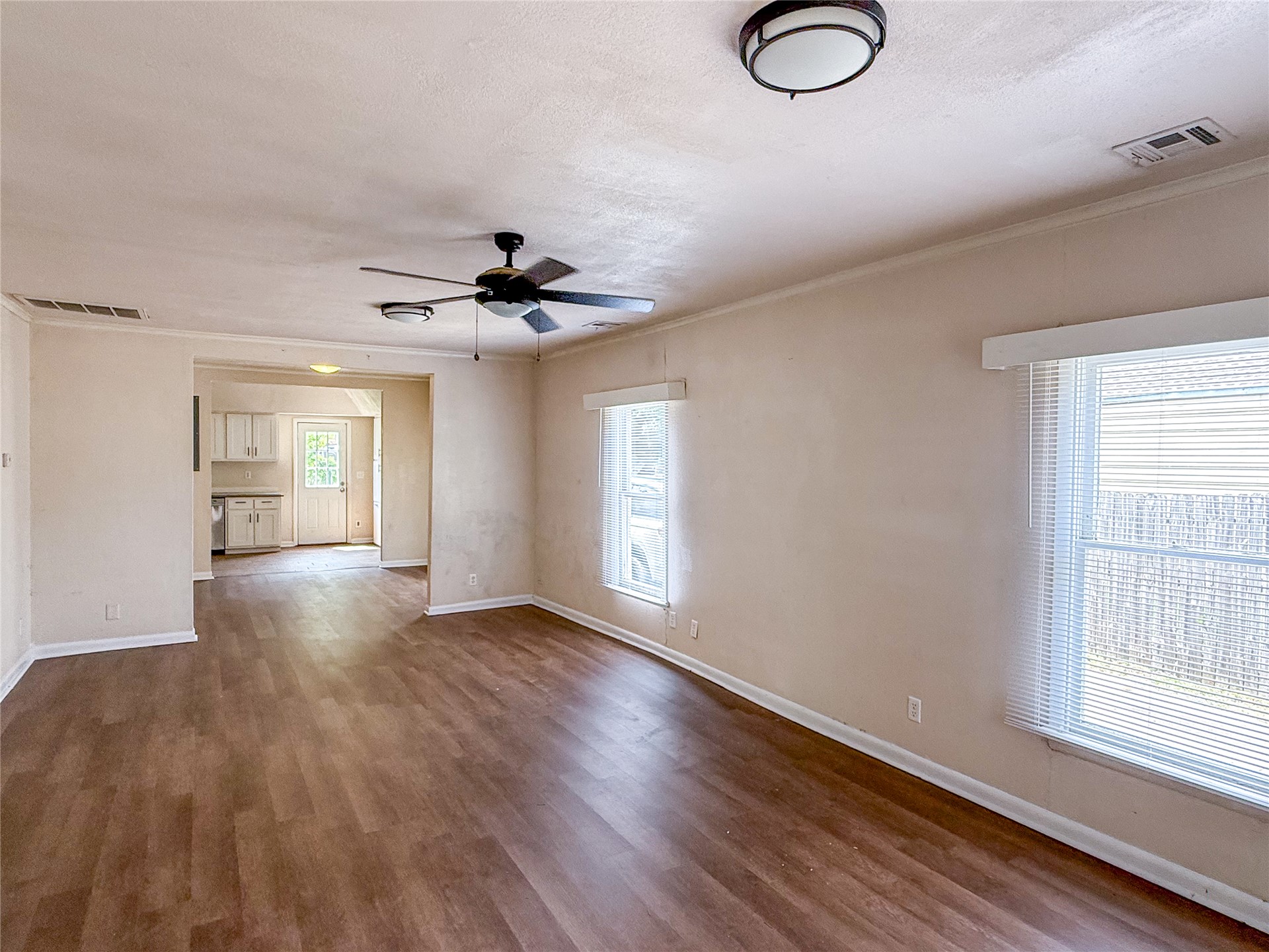 1563 S Oak Avenue Bartlesville OK 74003