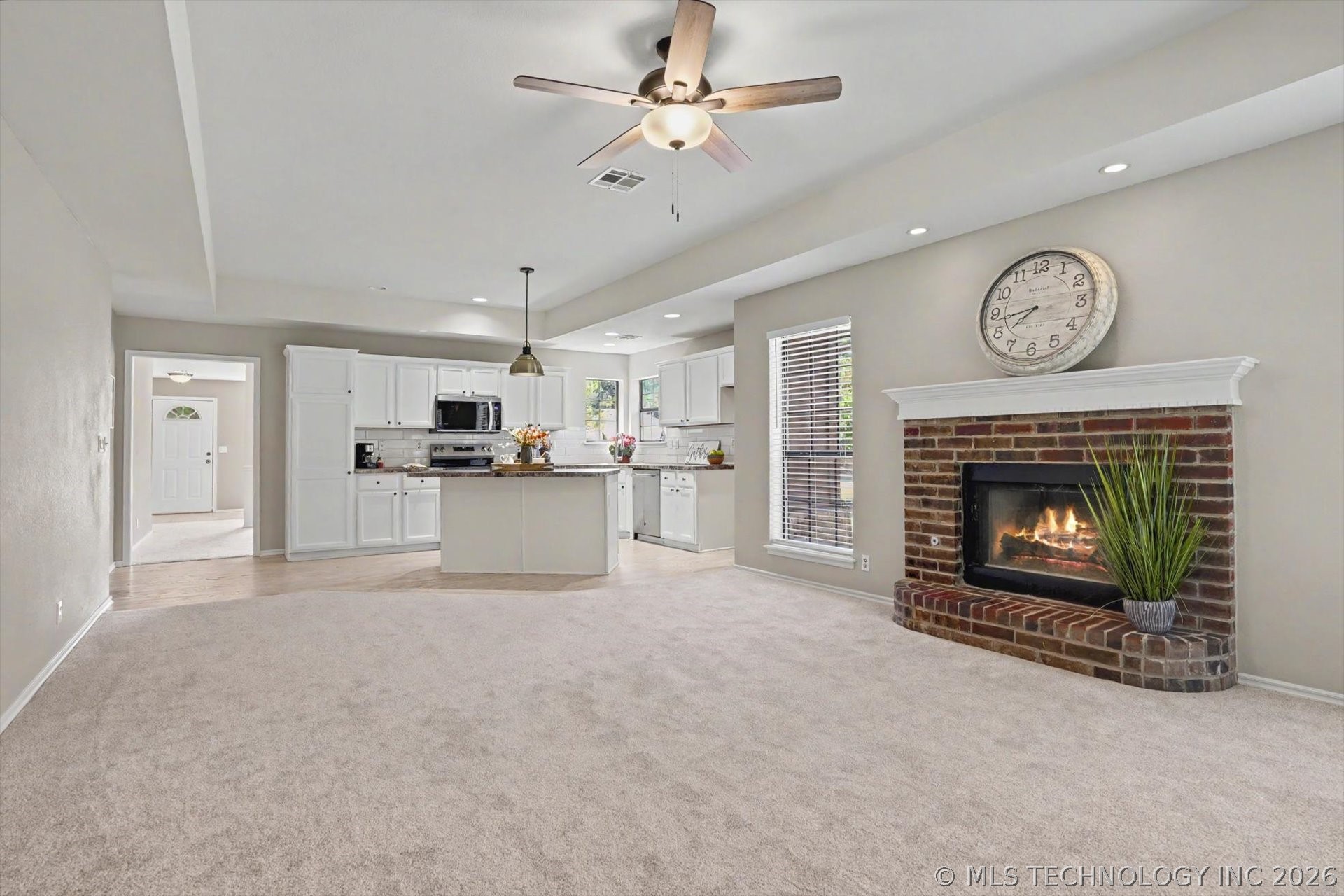 208 S Poplar Avenue Broken Arrow OK 74012