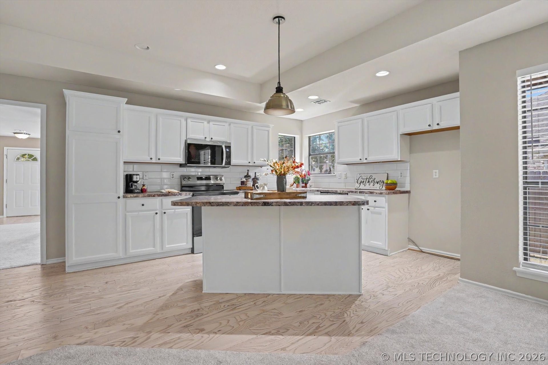 208 S Poplar Avenue Broken Arrow OK 74012