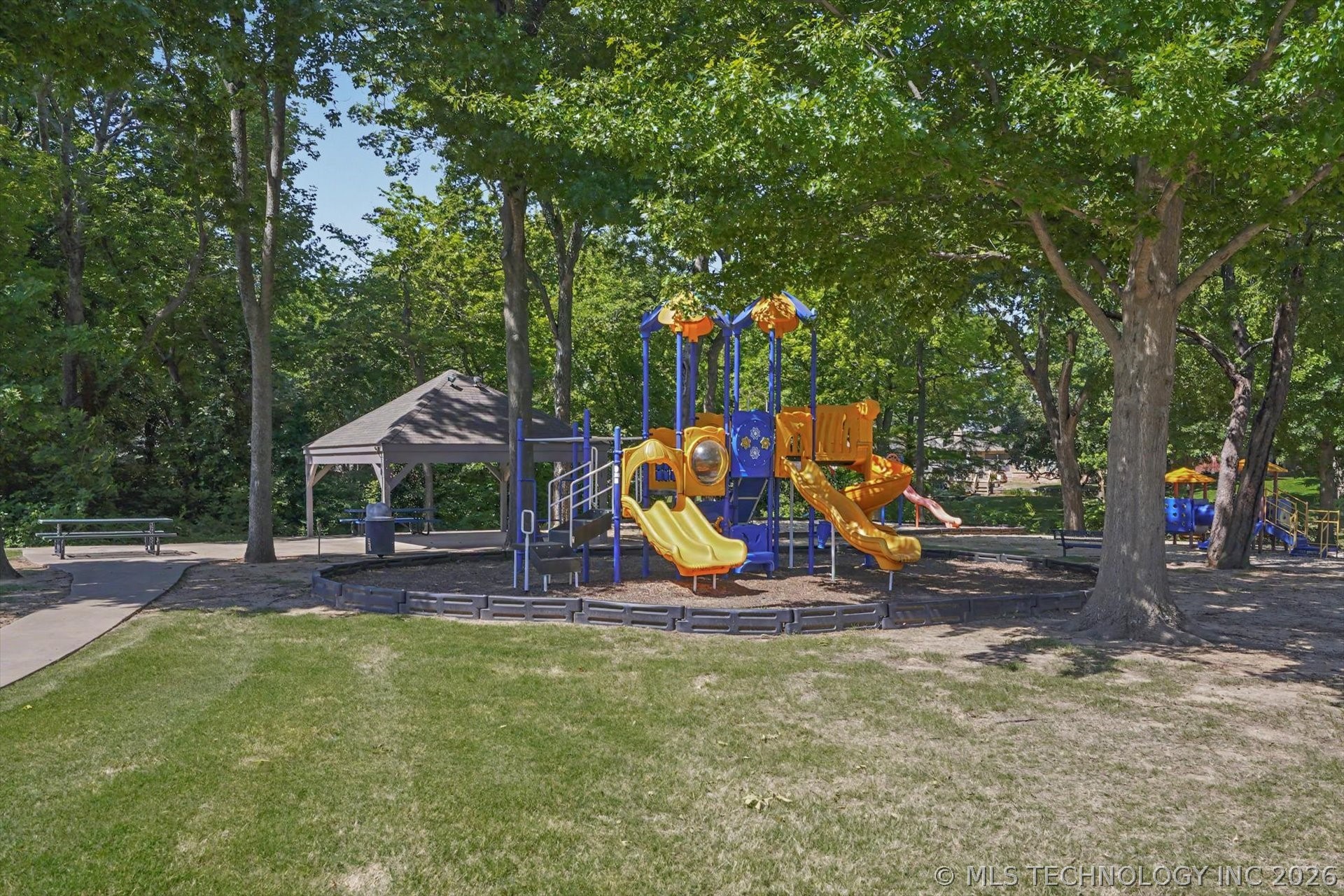 208 S Poplar Avenue Broken Arrow OK 74012