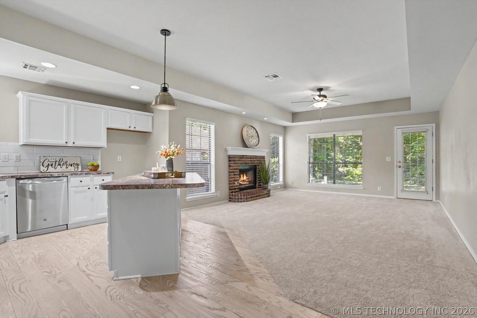 208 S Poplar Avenue Broken Arrow OK 74012