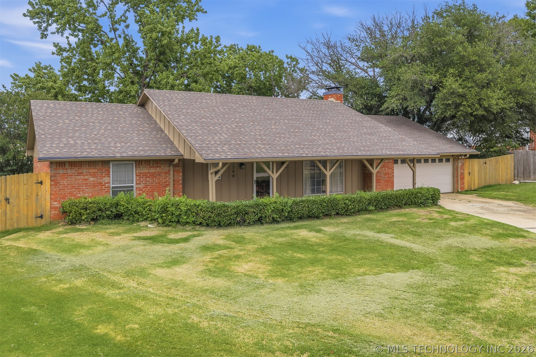 1200 Holly Ardmore OK 73401