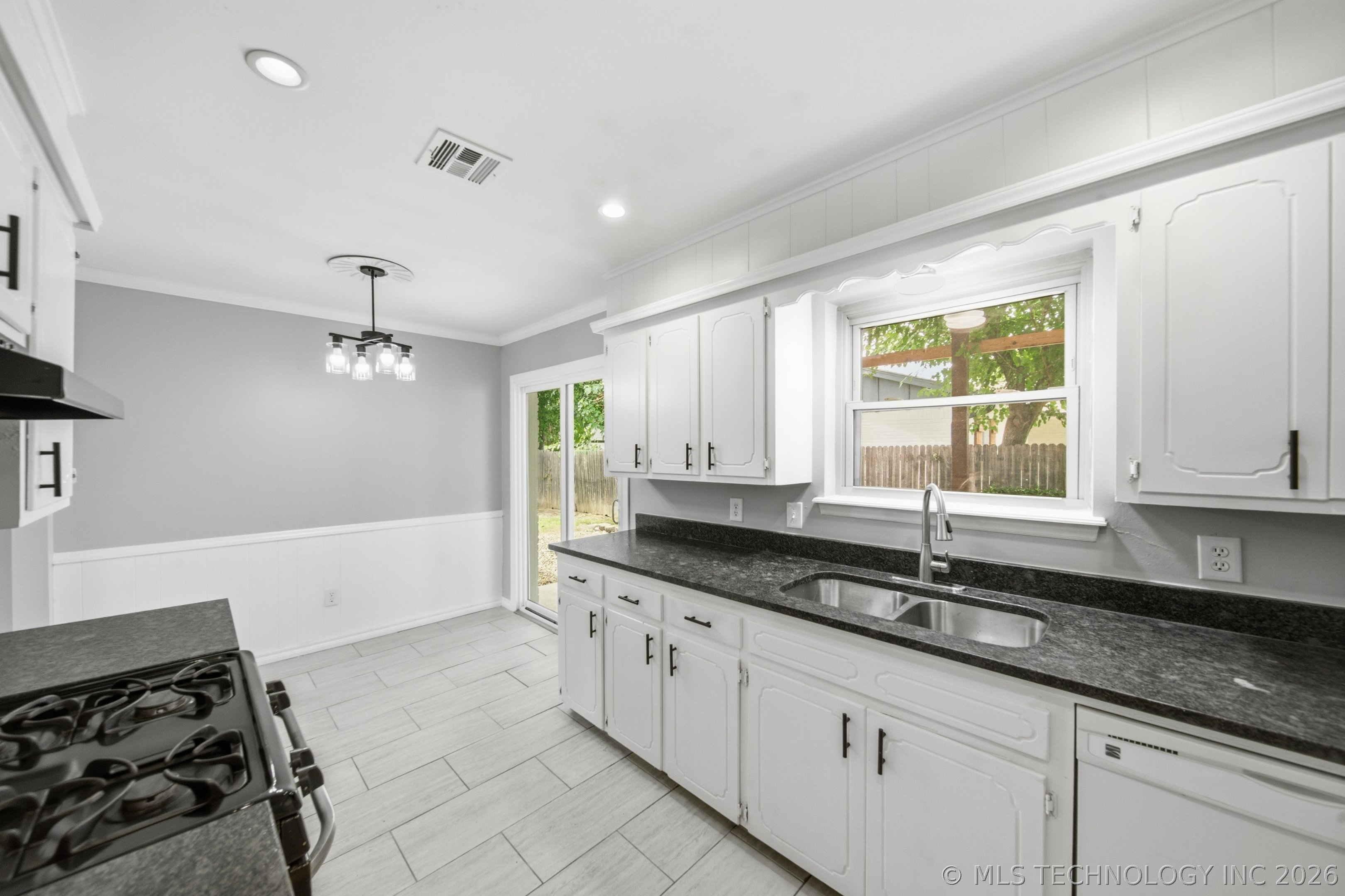 12019 E 37th Street Tulsa OK 74146