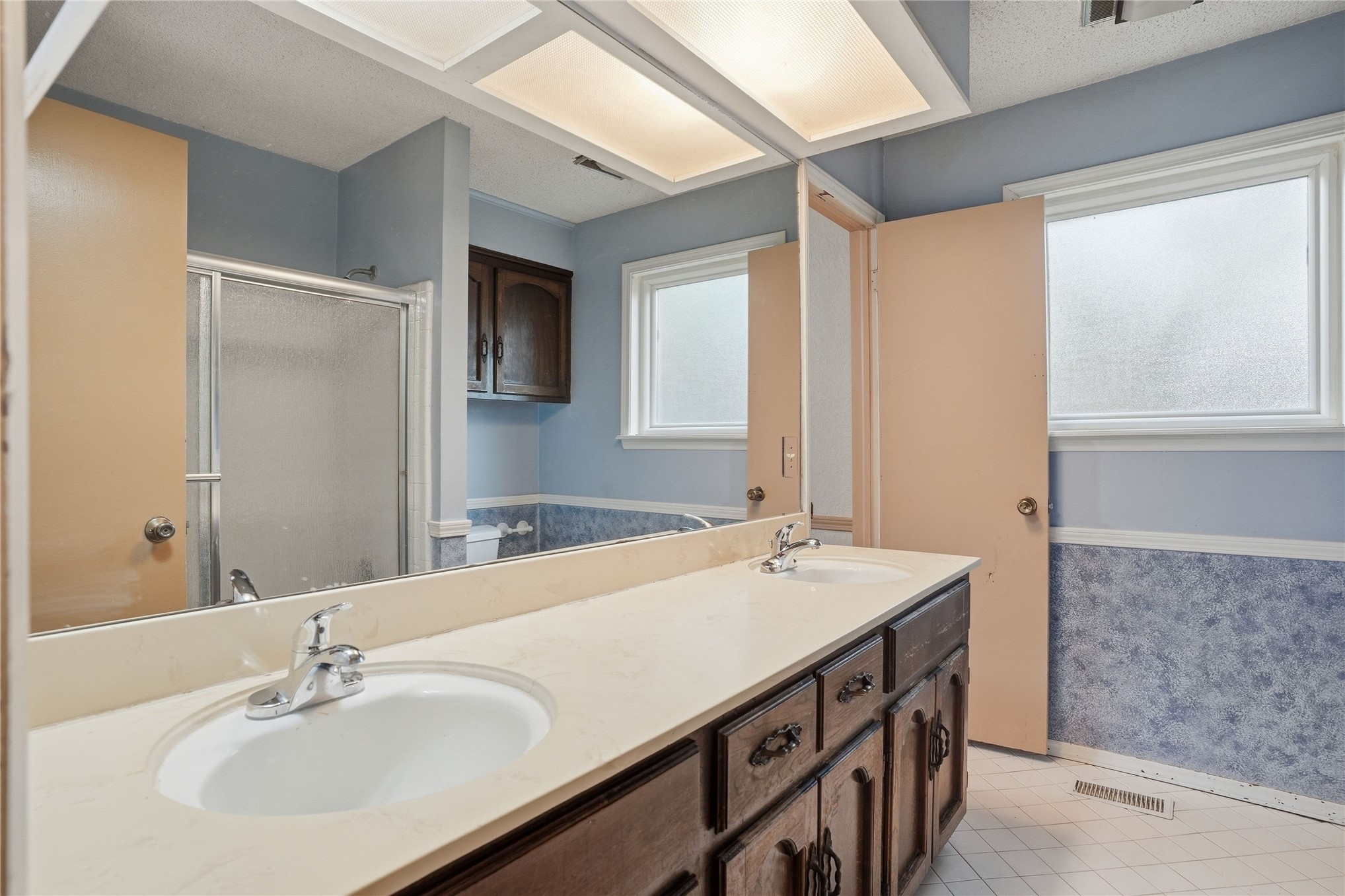9634 E 26th Place Tulsa OK 74129