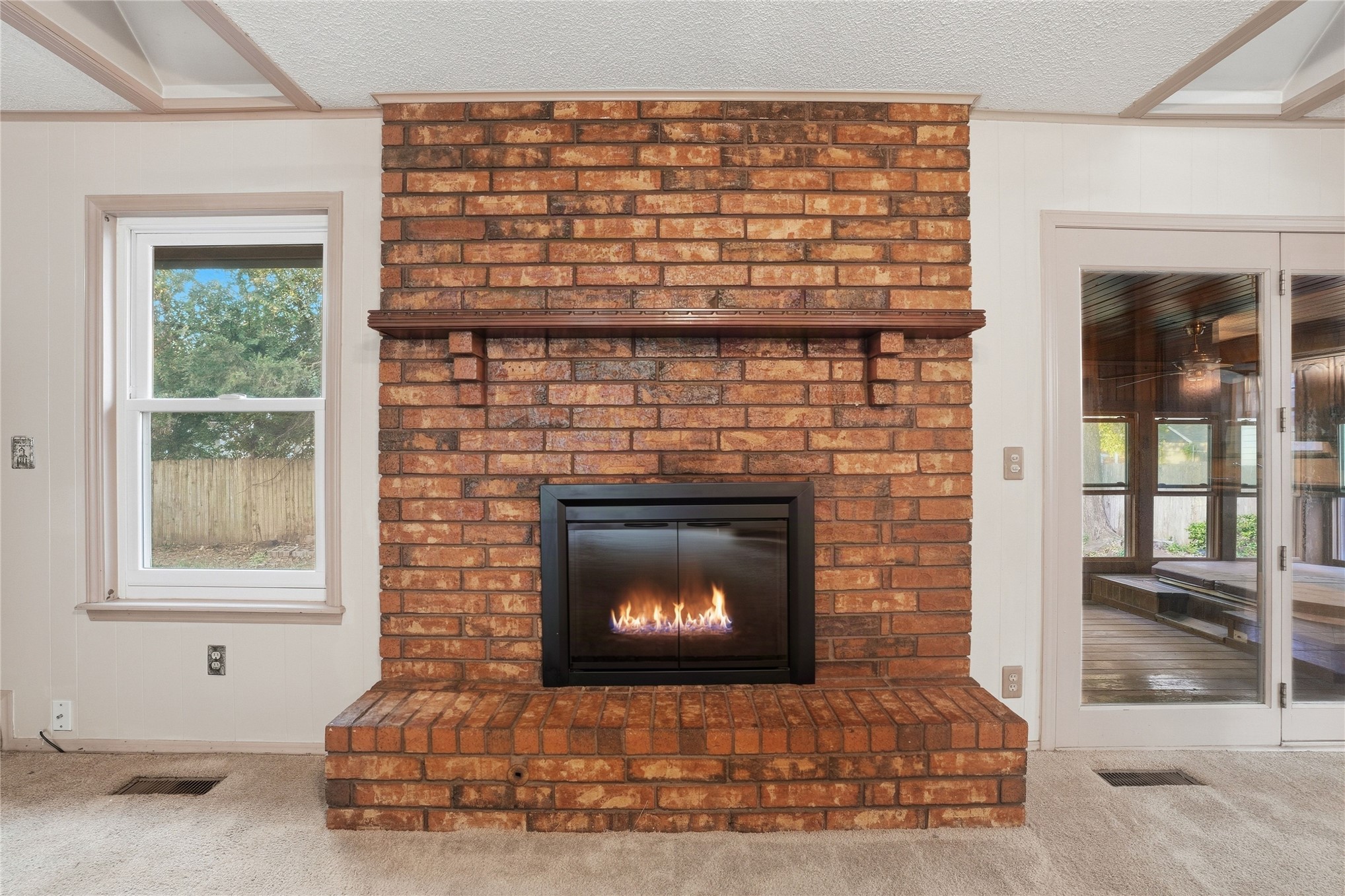 9634 E 26th Place Tulsa OK 74129