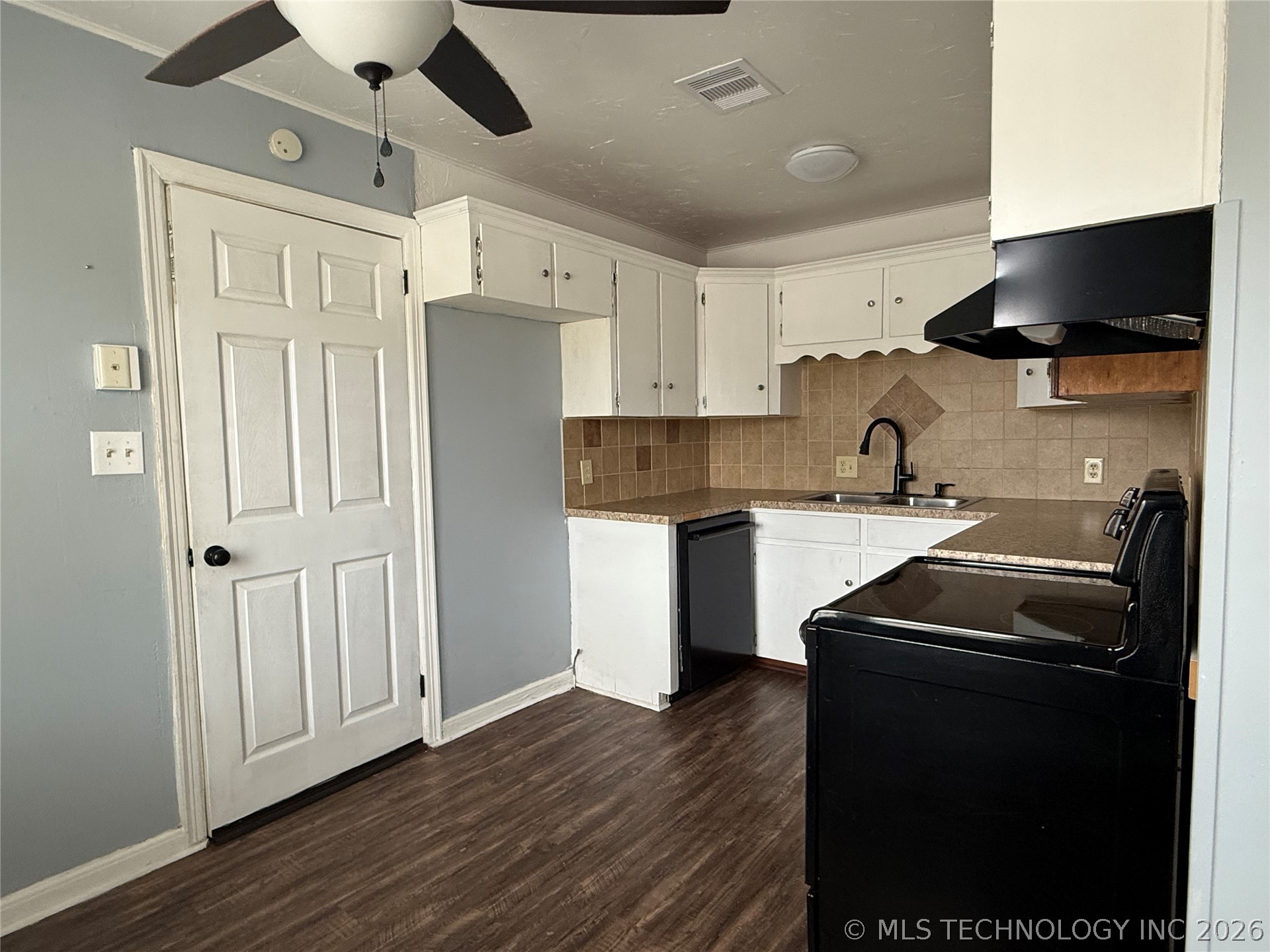 200 S Delaware Street Dewey OK 74029