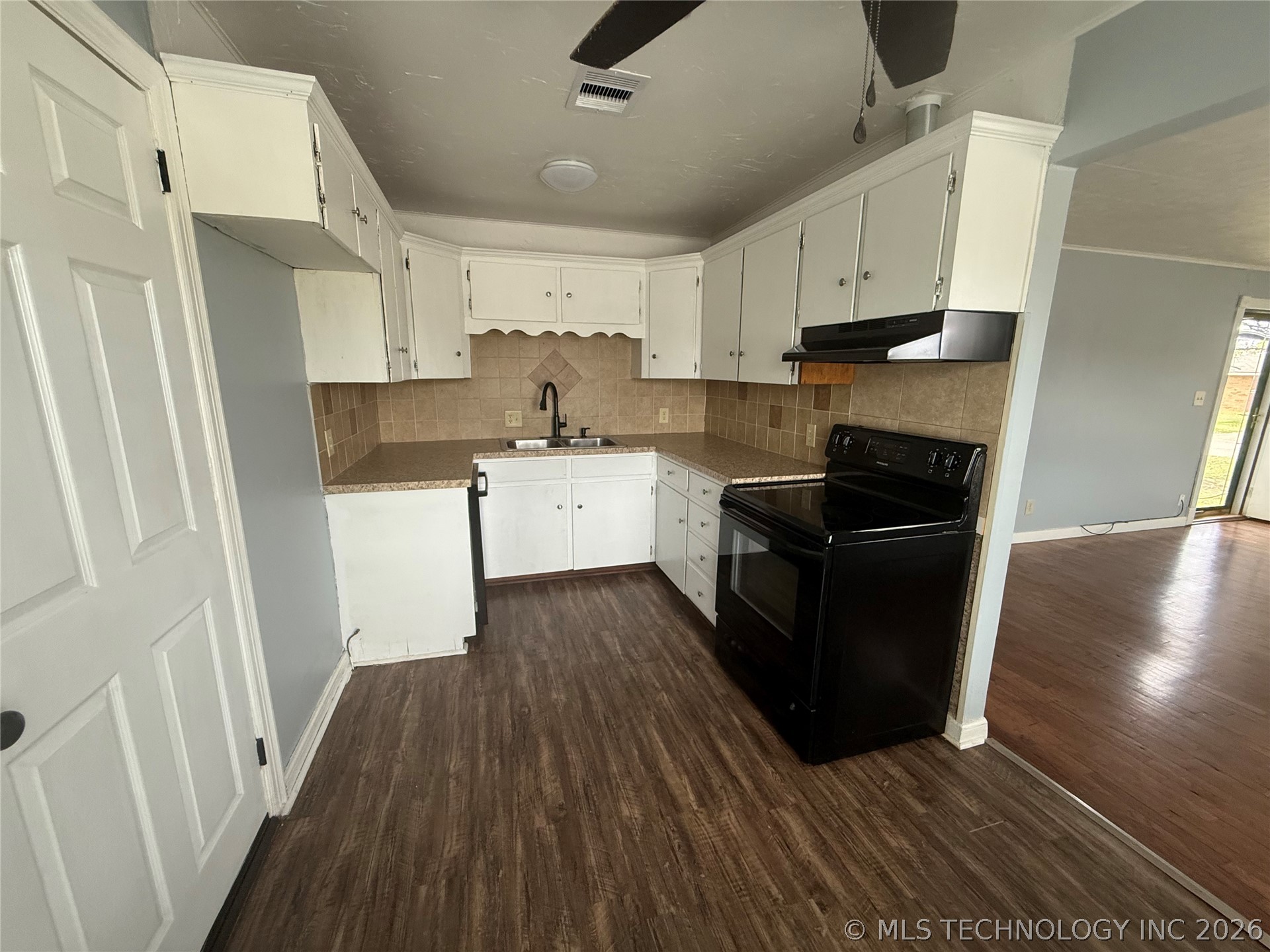 200 S Delaware Street Dewey OK 74029