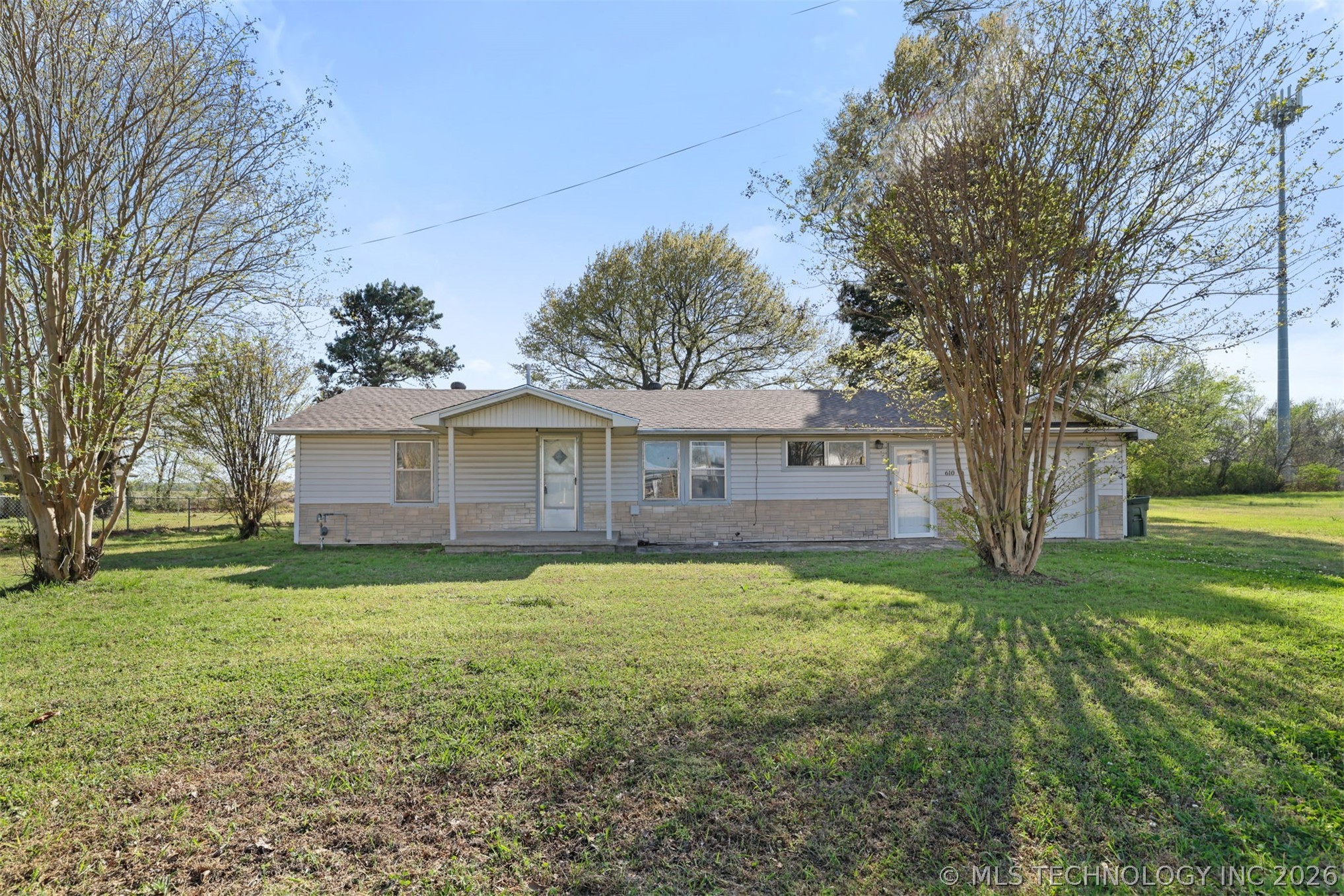 610 E Mckennon Calera OK 74730