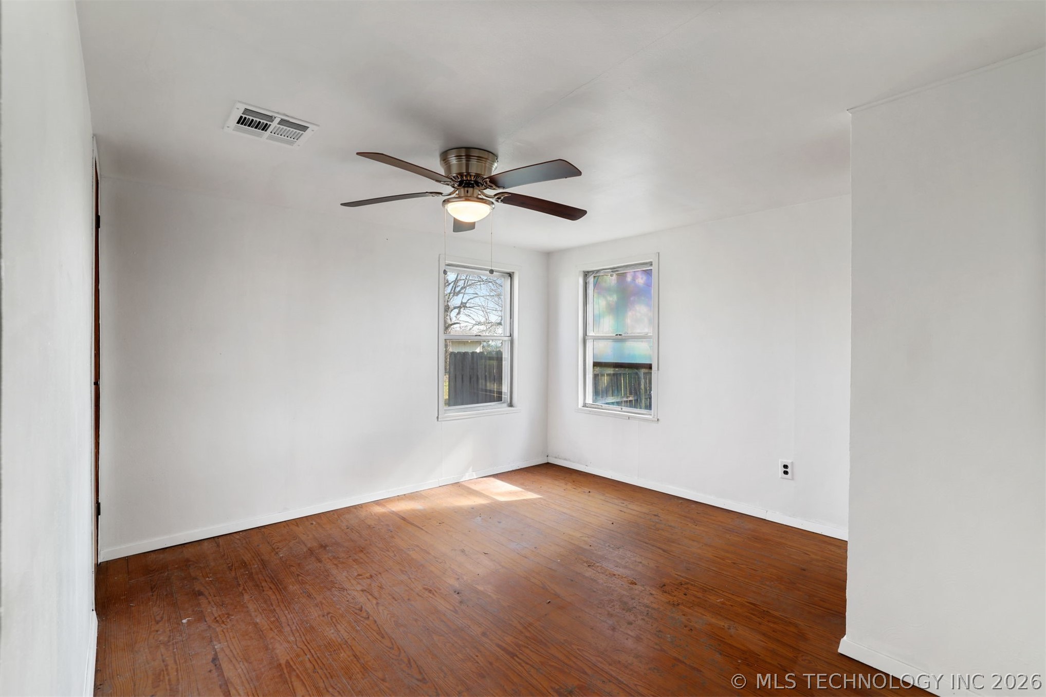 610 E Mckennon Calera OK 74730