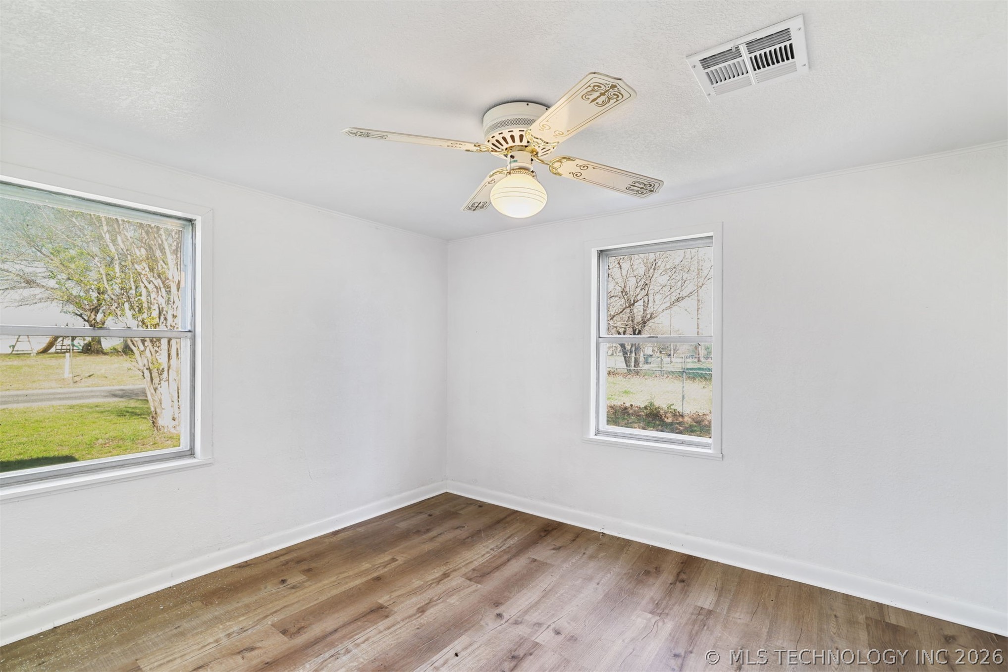 610 E Mckennon Calera OK 74730