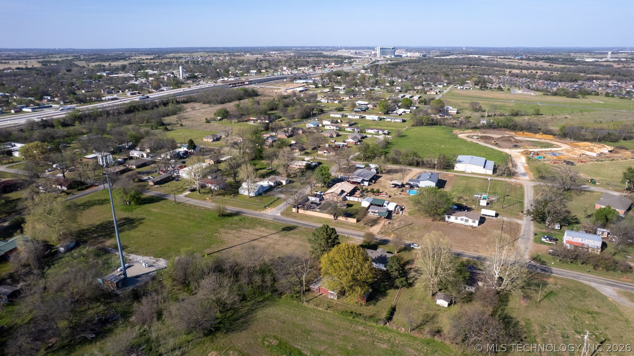610 E Mckennon Calera OK 74730