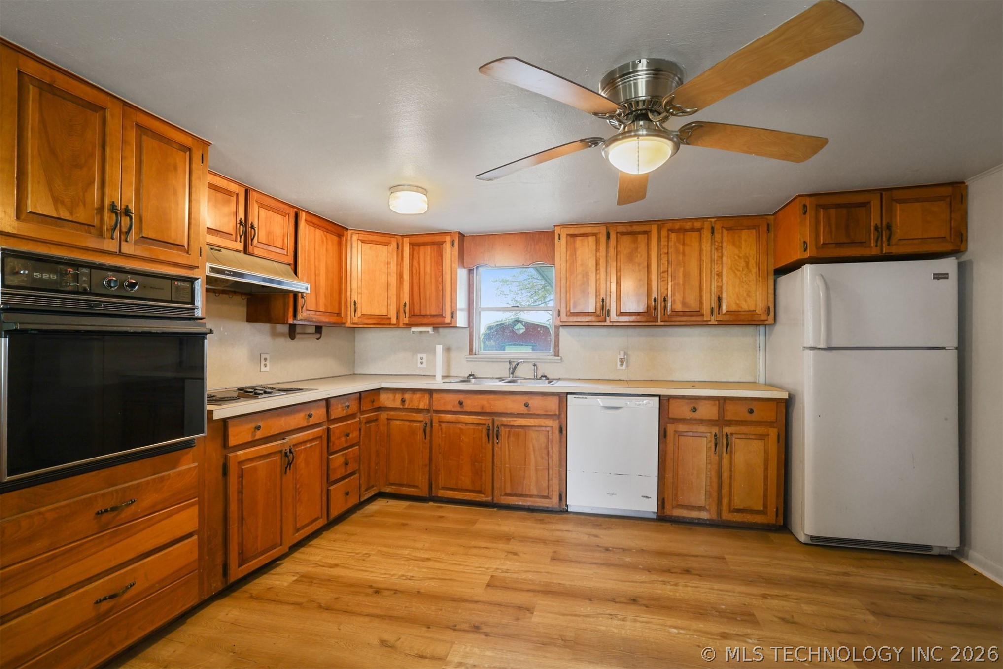 610 E Mckennon Calera OK 74730