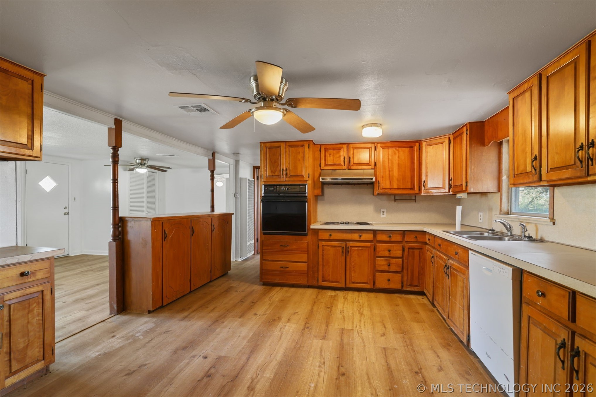 610 E Mckennon Calera OK 74730