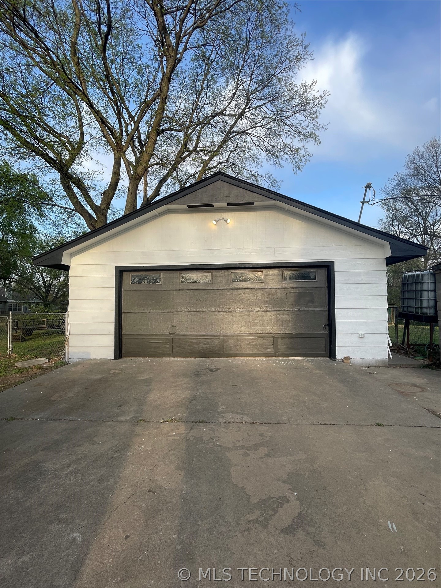 1501 E Cherokee Street Wagoner OK 74467