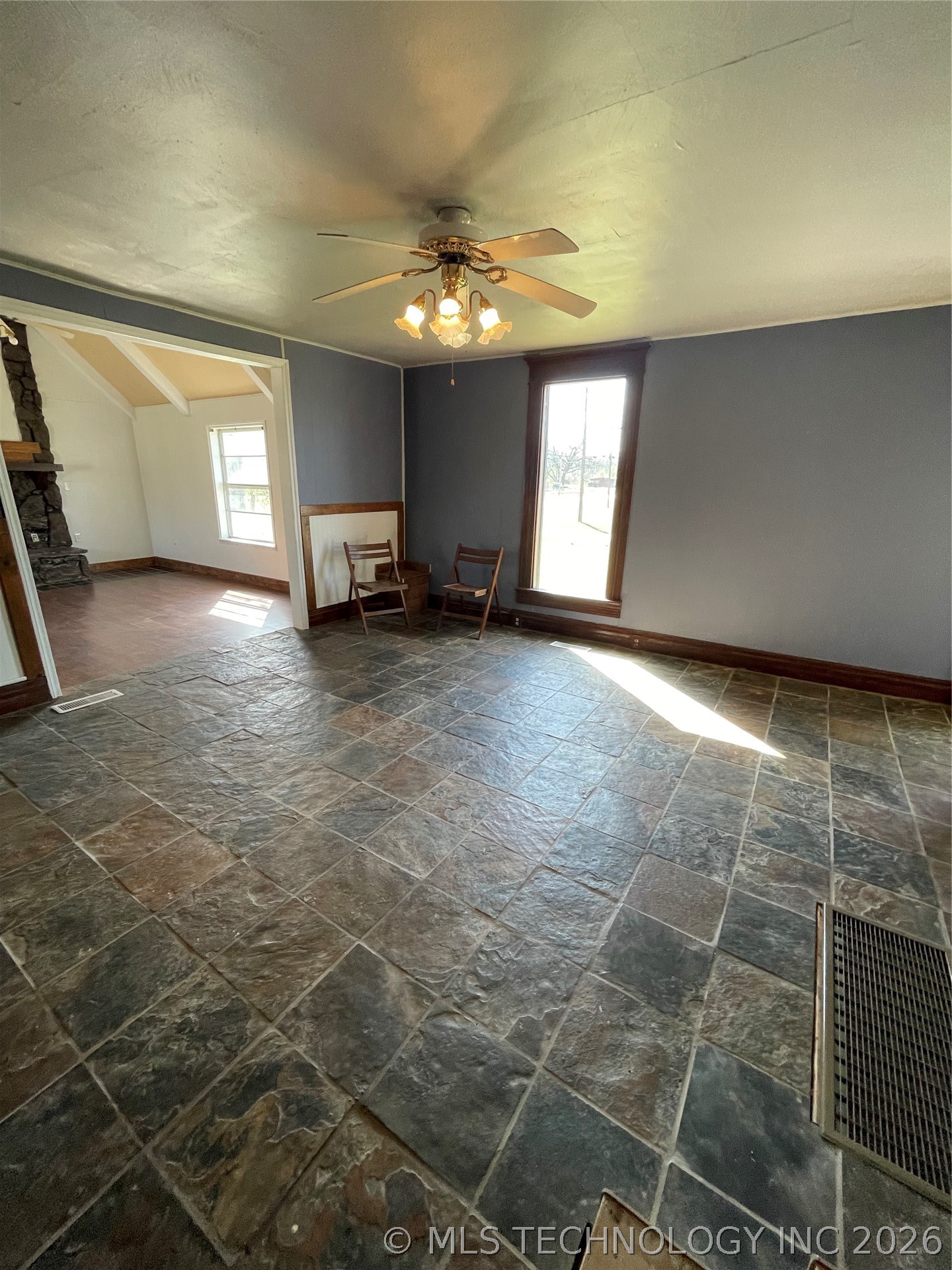 1501 E Cherokee Street Wagoner OK 74467