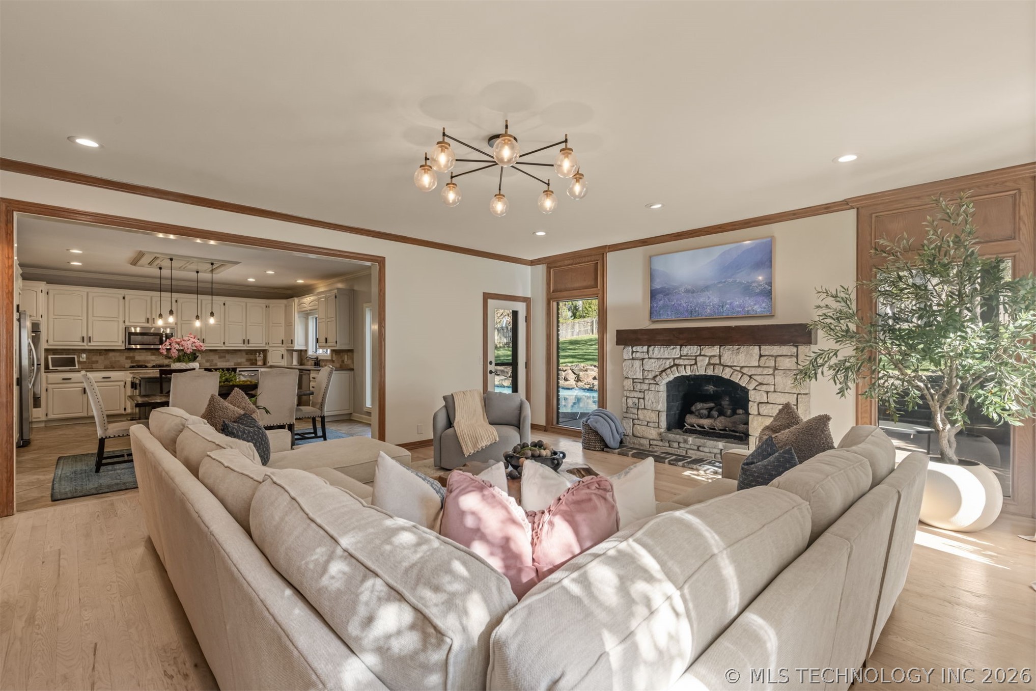 6121 E 106th Place Tulsa OK 74137