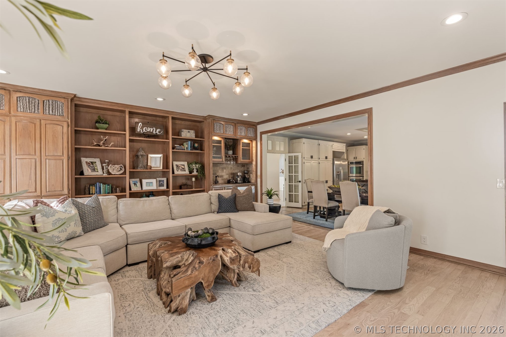 6121 E 106th Place Tulsa OK 74137