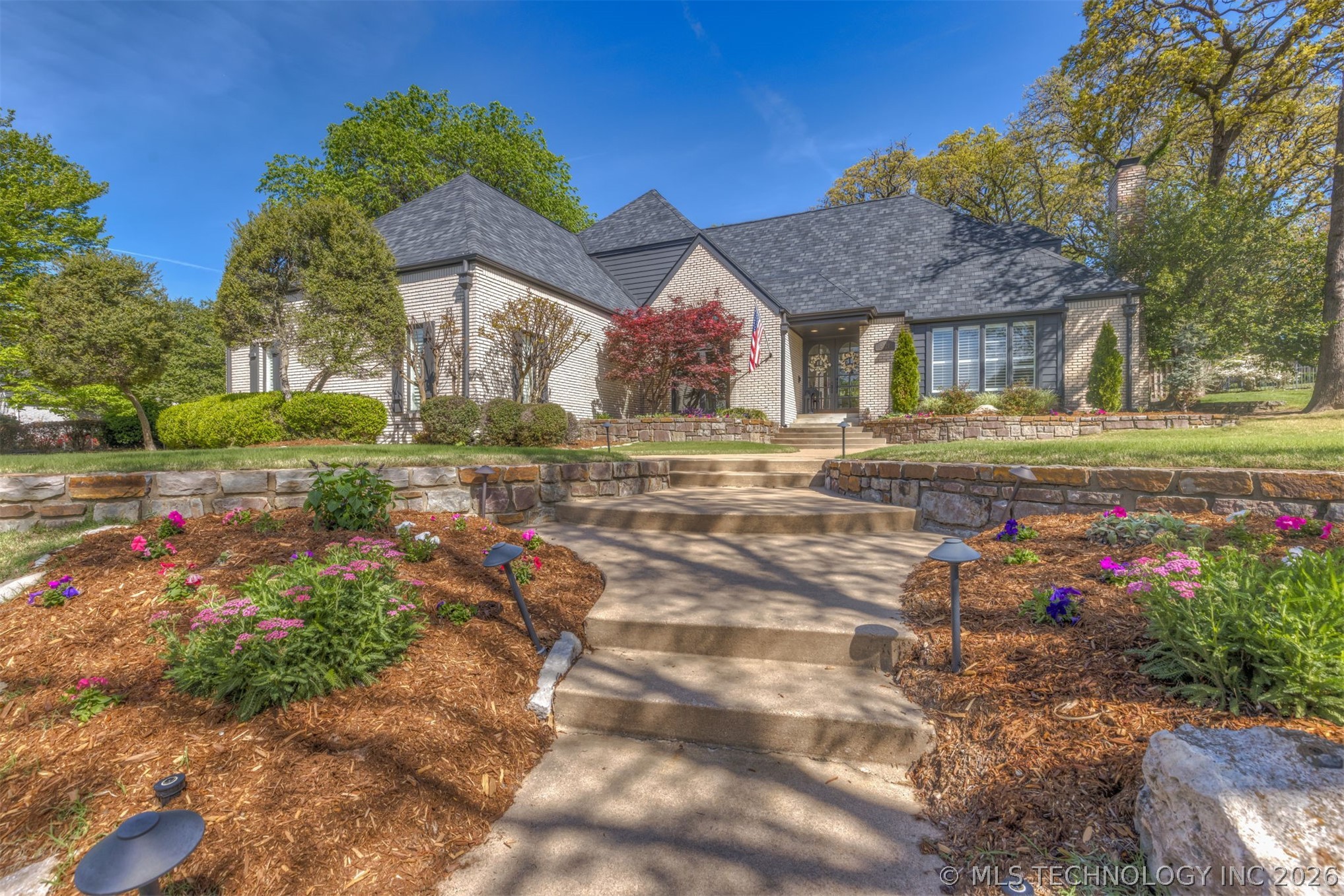 6121 E 106th Place Tulsa OK 74137