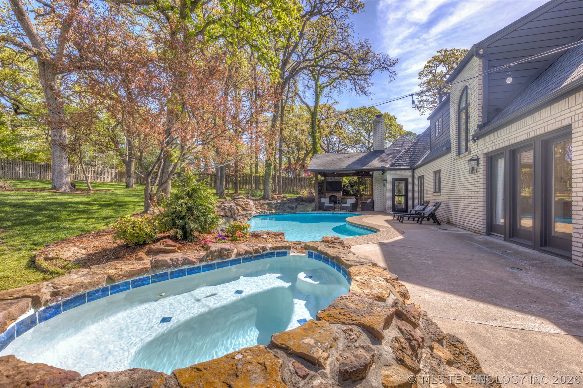 6121 E 106th Place Tulsa OK 74137