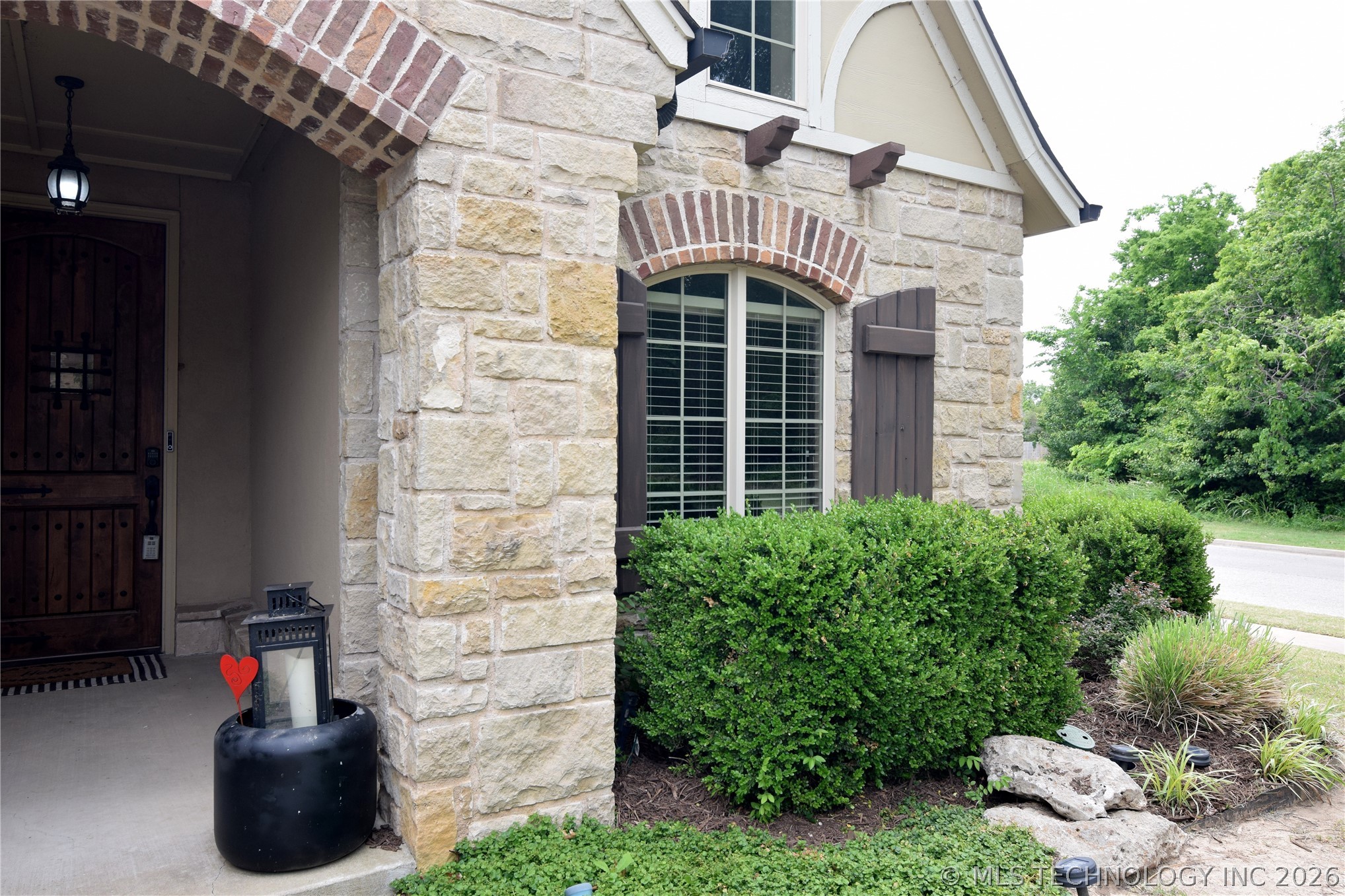 2404 E 140th Place Jenks OK 74008