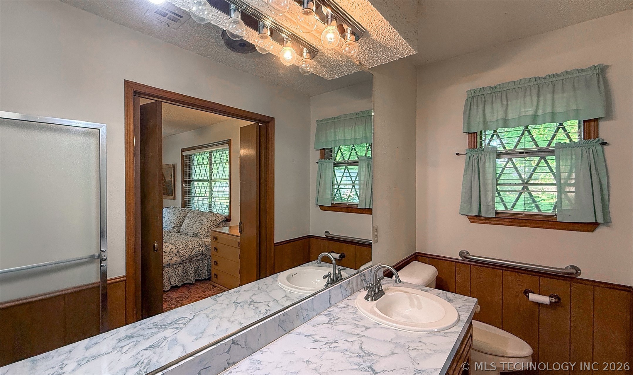 730 S Broadway Roff OK 74865